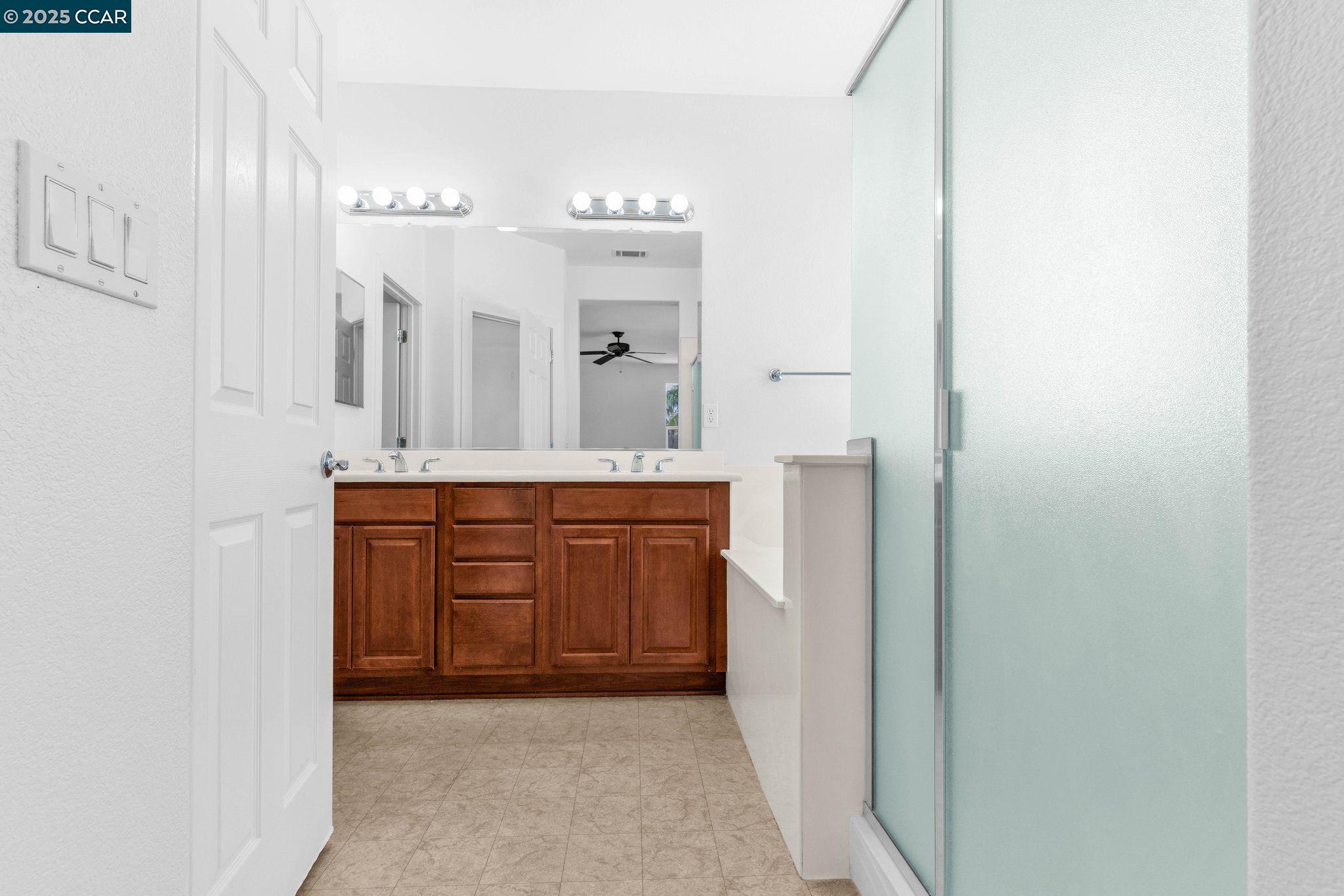Detail Gallery Image 28 of 37 For 24 Puffin Cir, Oakley,  CA 94561 - 3 Beds | 2/1 Baths