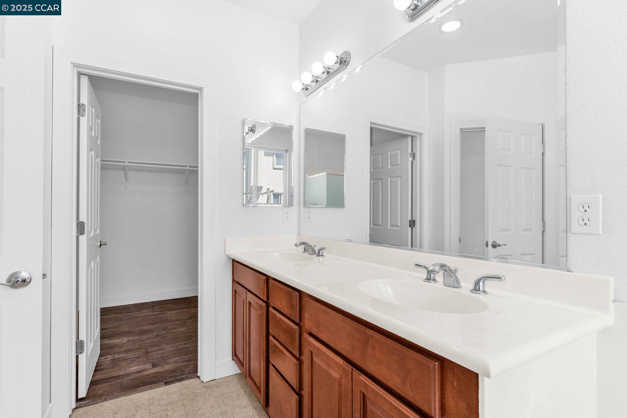 Detail Gallery Image 29 of 37 For 24 Puffin Cir, Oakley,  CA 94561 - 3 Beds | 2/1 Baths