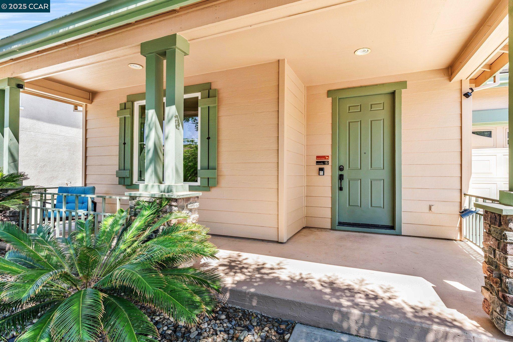 Detail Gallery Image 4 of 37 For 24 Puffin Cir, Oakley,  CA 94561 - 3 Beds | 2/1 Baths