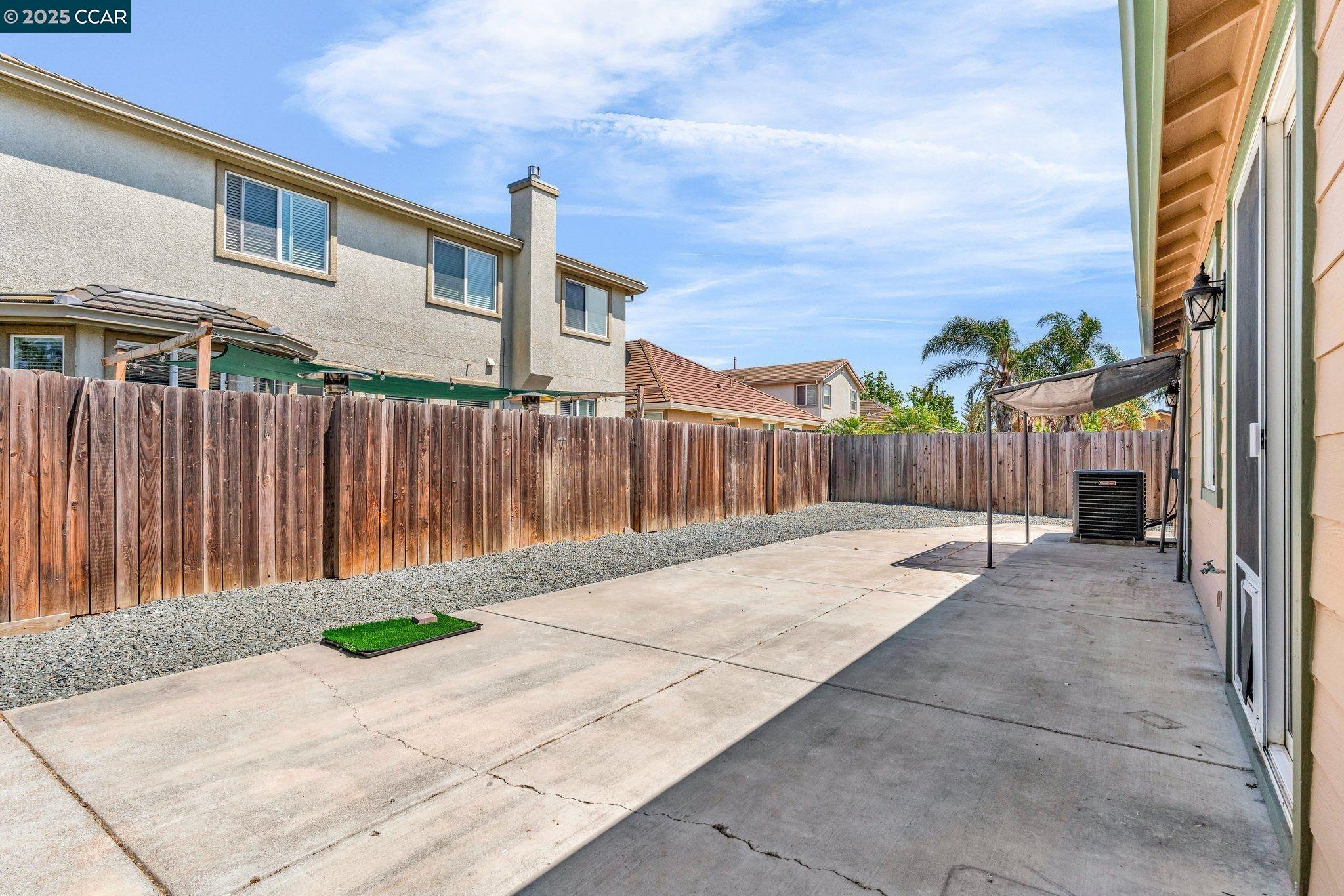Detail Gallery Image 32 of 37 For 24 Puffin Cir, Oakley,  CA 94561 - 3 Beds | 2/1 Baths