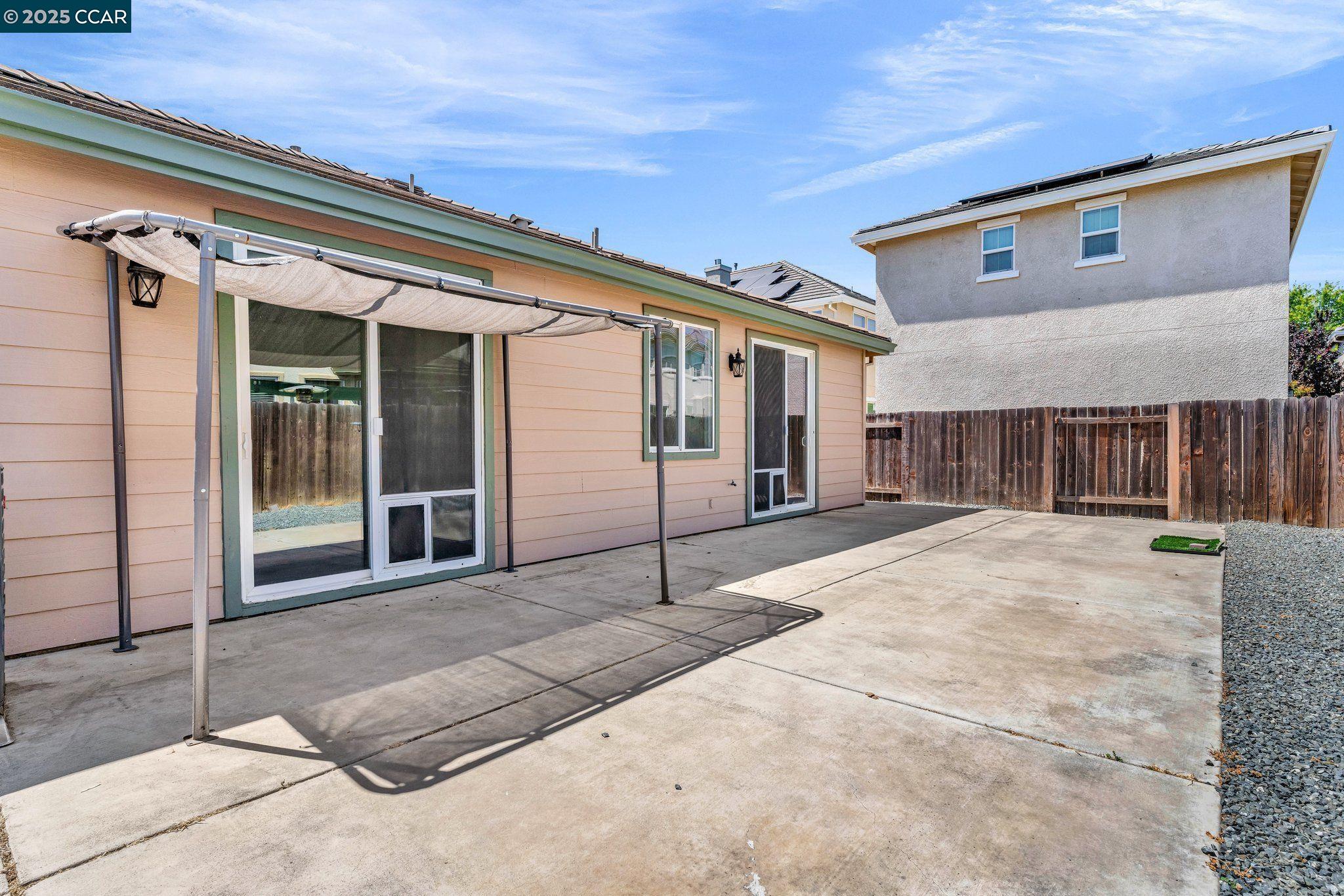 Detail Gallery Image 36 of 37 For 24 Puffin Cir, Oakley,  CA 94561 - 3 Beds | 2/1 Baths