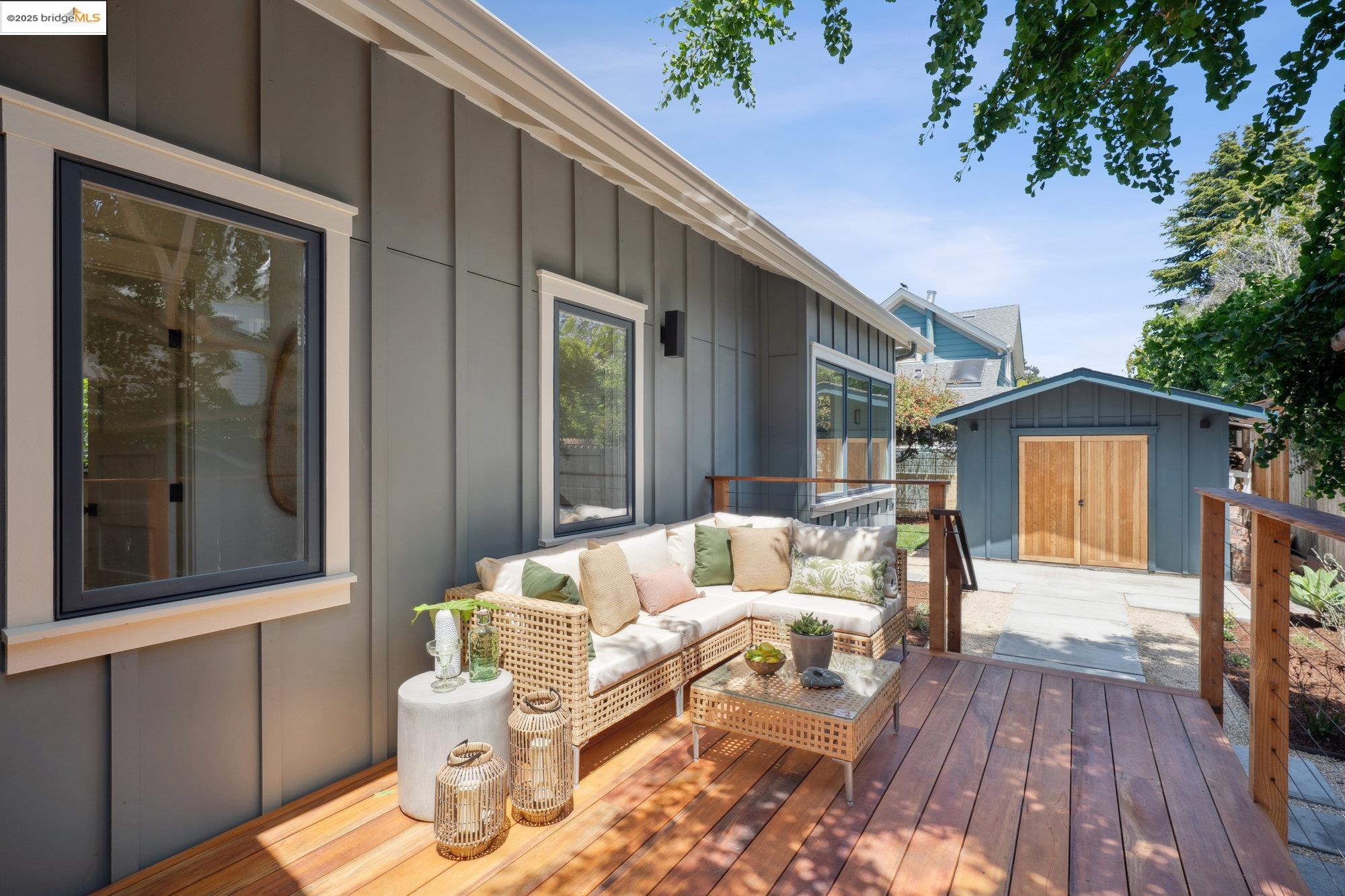 Detail Gallery Image 35 of 50 For 2433 Spaulding Ave, Berkeley,  CA 94703 - 4 Beds | 3 Baths