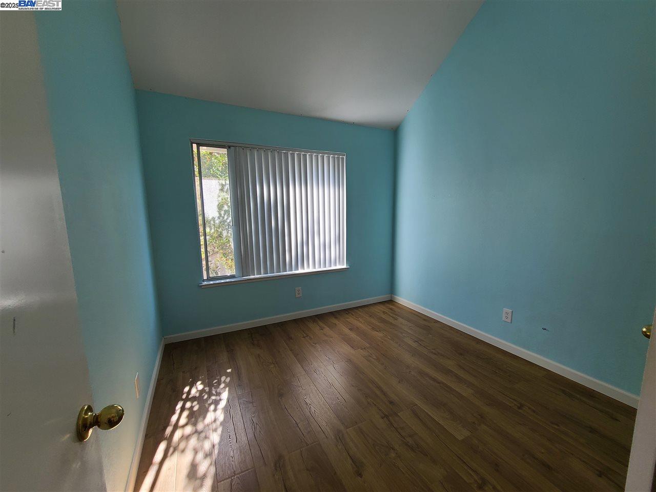 Detail Gallery Image 10 of 25 For 11882 Flanagan Ct, Dublin,  CA 94568-2348 - 2 Beds | 2 Baths