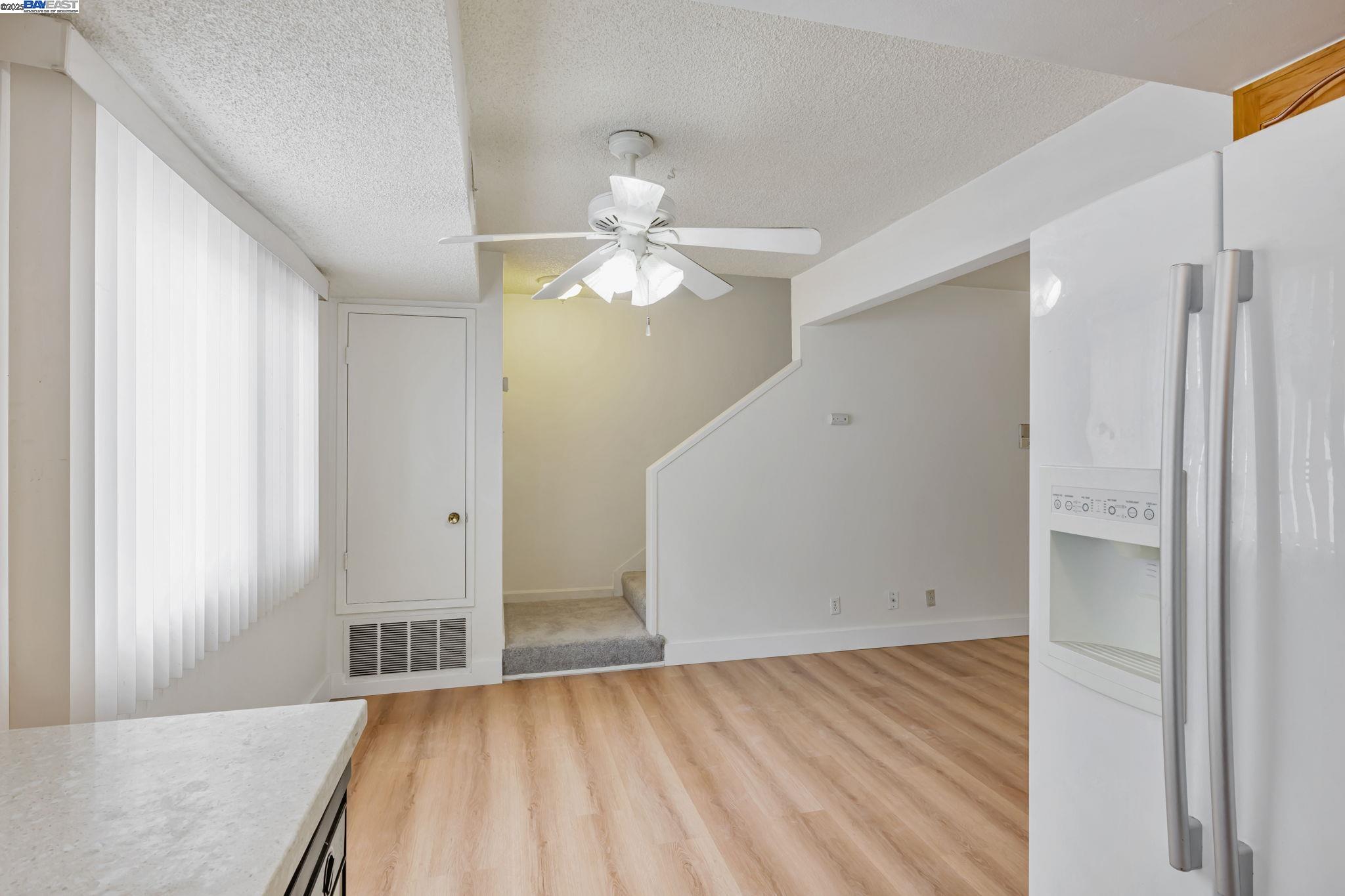 Photo #8: 41101102 Listing: Photo #8