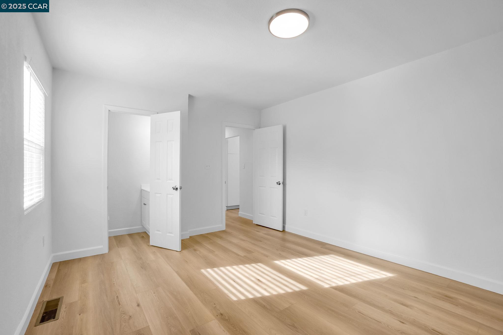Detail Gallery Image 23 of 39 For 35 W Rose Ave, Bay Point,  CA 94565 - 3 Beds | 1/1 Baths
