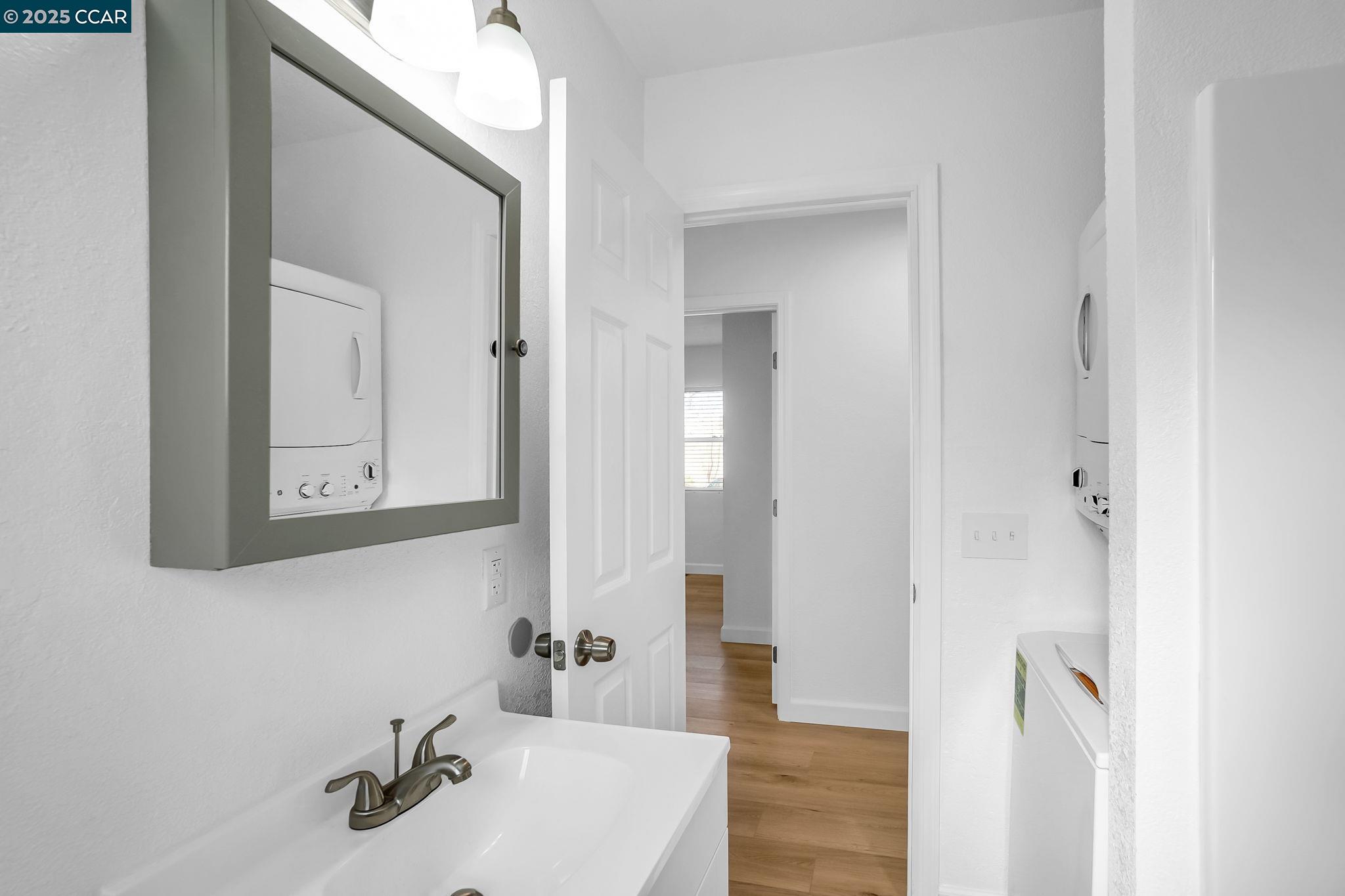 Detail Gallery Image 29 of 39 For 35 W Rose Ave, Bay Point,  CA 94565 - 3 Beds | 1/1 Baths