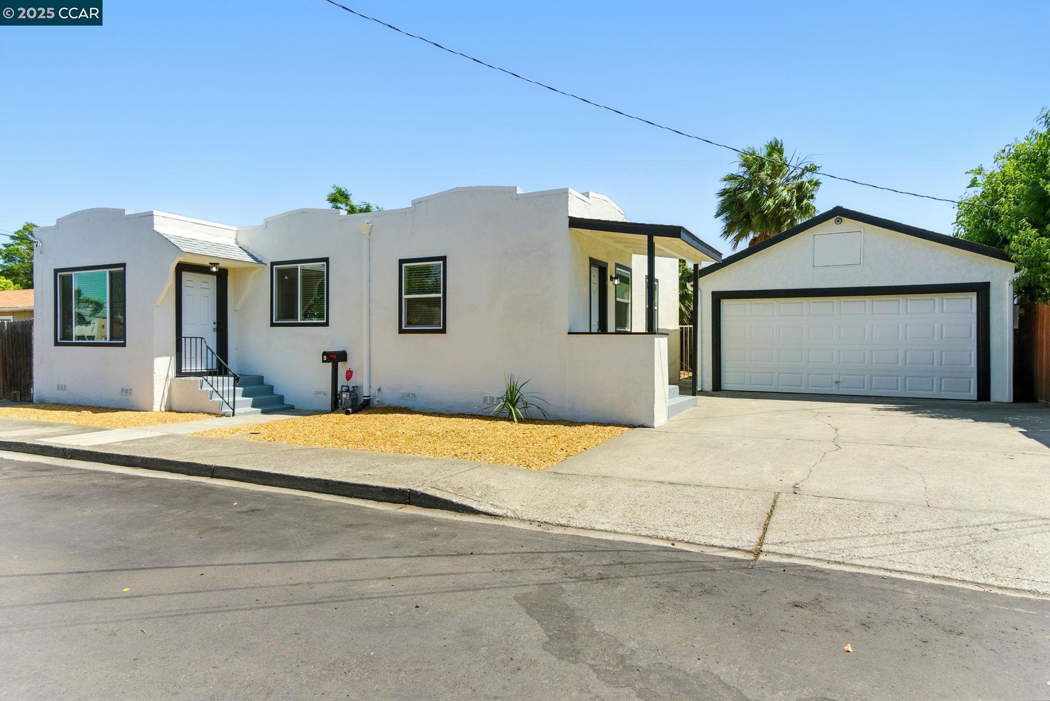 Detail Gallery Image 7 of 39 For 35 W Rose Ave, Bay Point,  CA 94565 - 3 Beds | 1/1 Baths