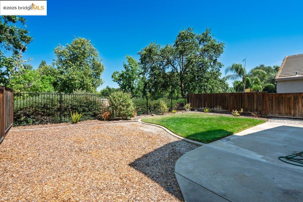 Detail Gallery Image 37 of 49 For 454 Apple Hill Dr, Brentwood,  CA 94513 - 4 Beds | 2/1 Baths