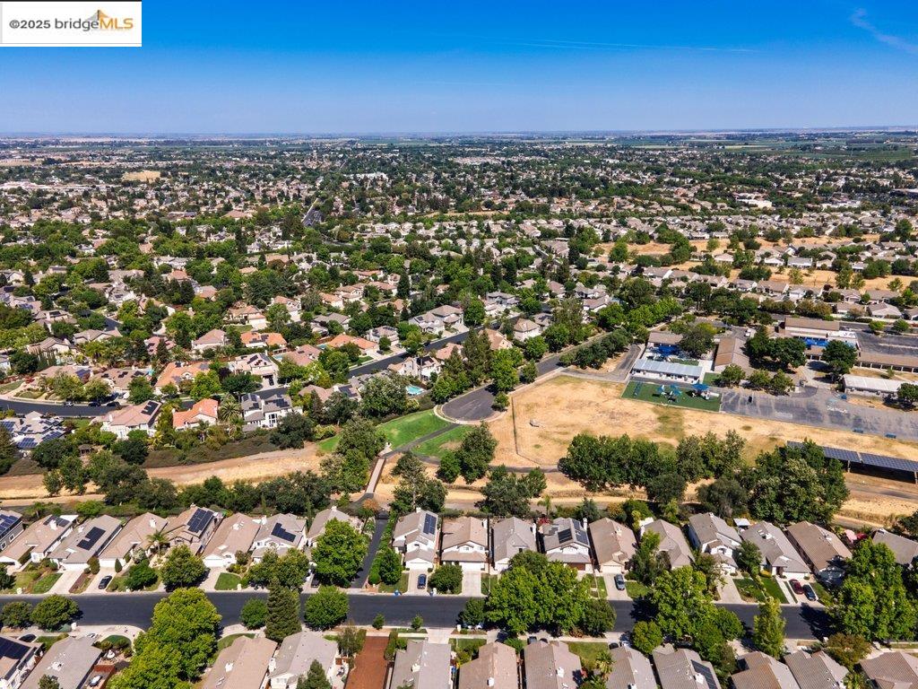 Detail Gallery Image 46 of 49 For 454 Apple Hill Dr, Brentwood,  CA 94513 - 4 Beds | 2/1 Baths