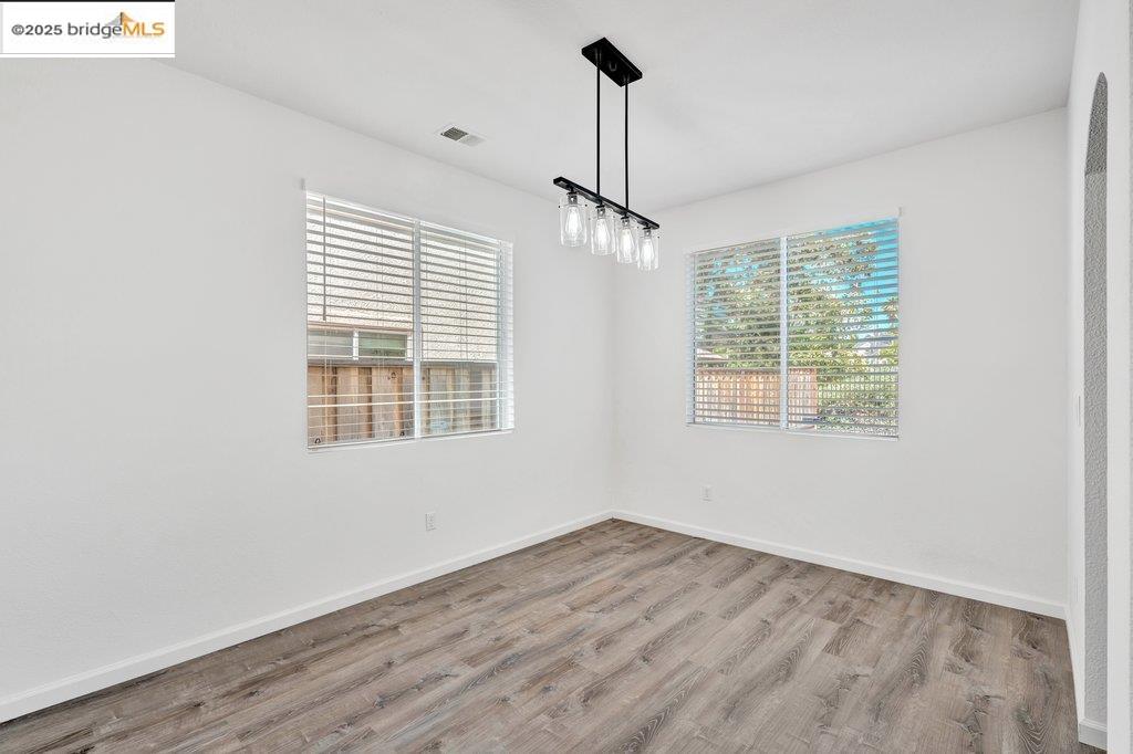 Detail Gallery Image 10 of 49 For 454 Apple Hill Dr, Brentwood,  CA 94513 - 4 Beds | 2/1 Baths