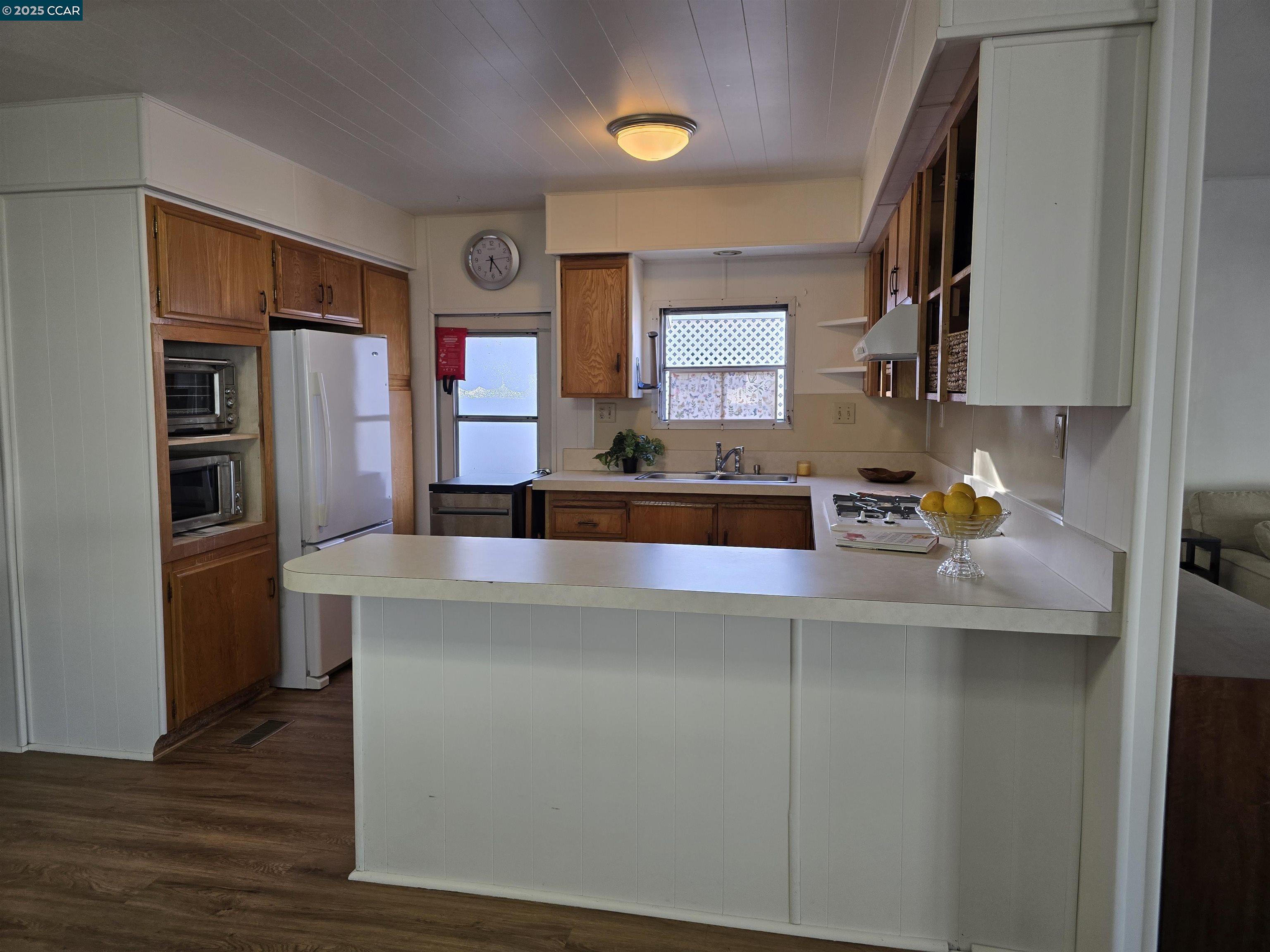 Detail Gallery Image 4 of 12 For 2885 Willow #4,  San Pablo,  CA 94806 - 2 Beds | 2 Baths