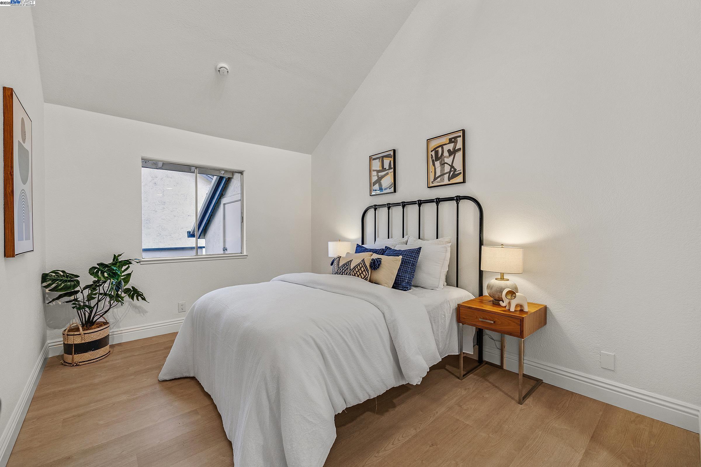 Detail Gallery Image 15 of 34 For 2229 Summereve Ct, San Jose,  CA 95122 - 2 Beds | 2 Baths