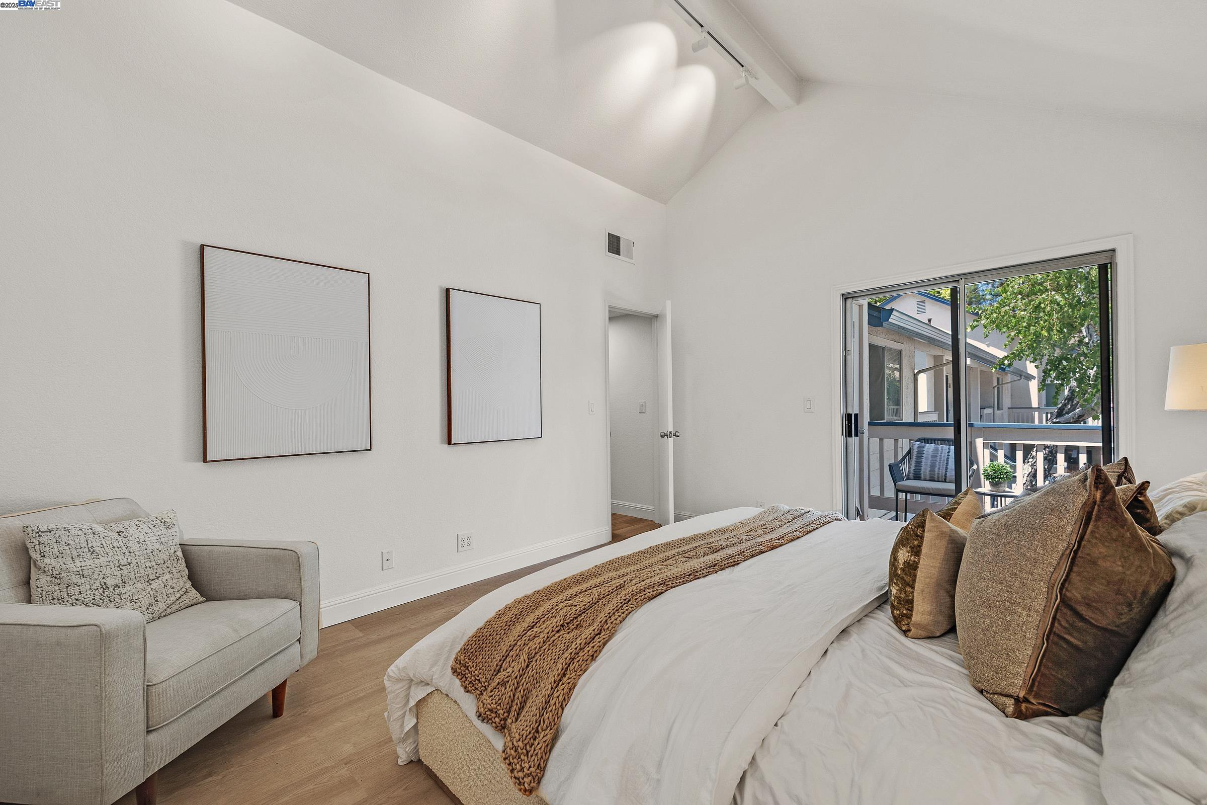 Detail Gallery Image 22 of 34 For 2229 Summereve Ct, San Jose,  CA 95122 - 2 Beds | 2 Baths