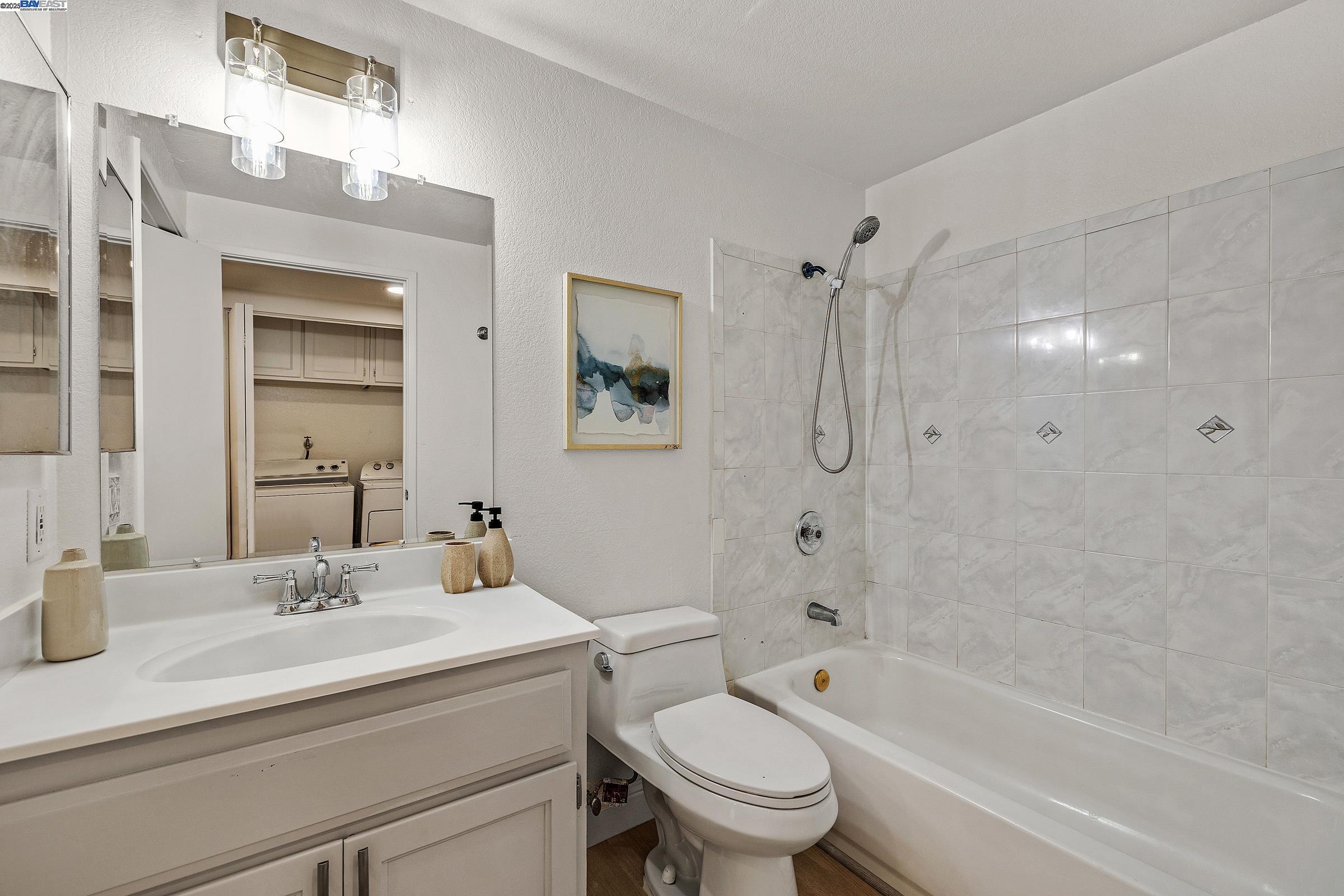 Detail Gallery Image 26 of 34 For 2229 Summereve Ct, San Jose,  CA 95122 - 2 Beds | 2 Baths