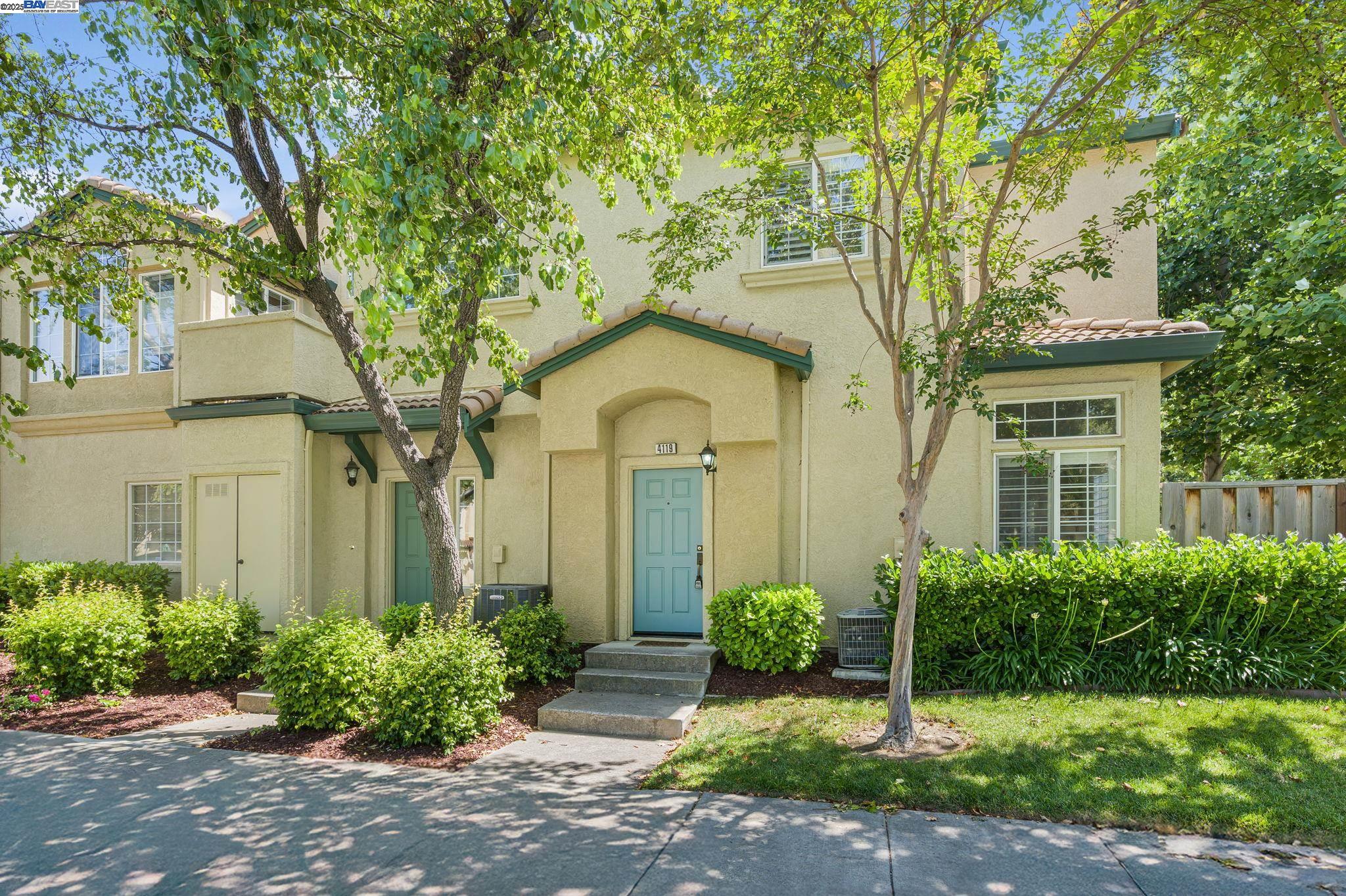 Browse active condo listings in SIENNA