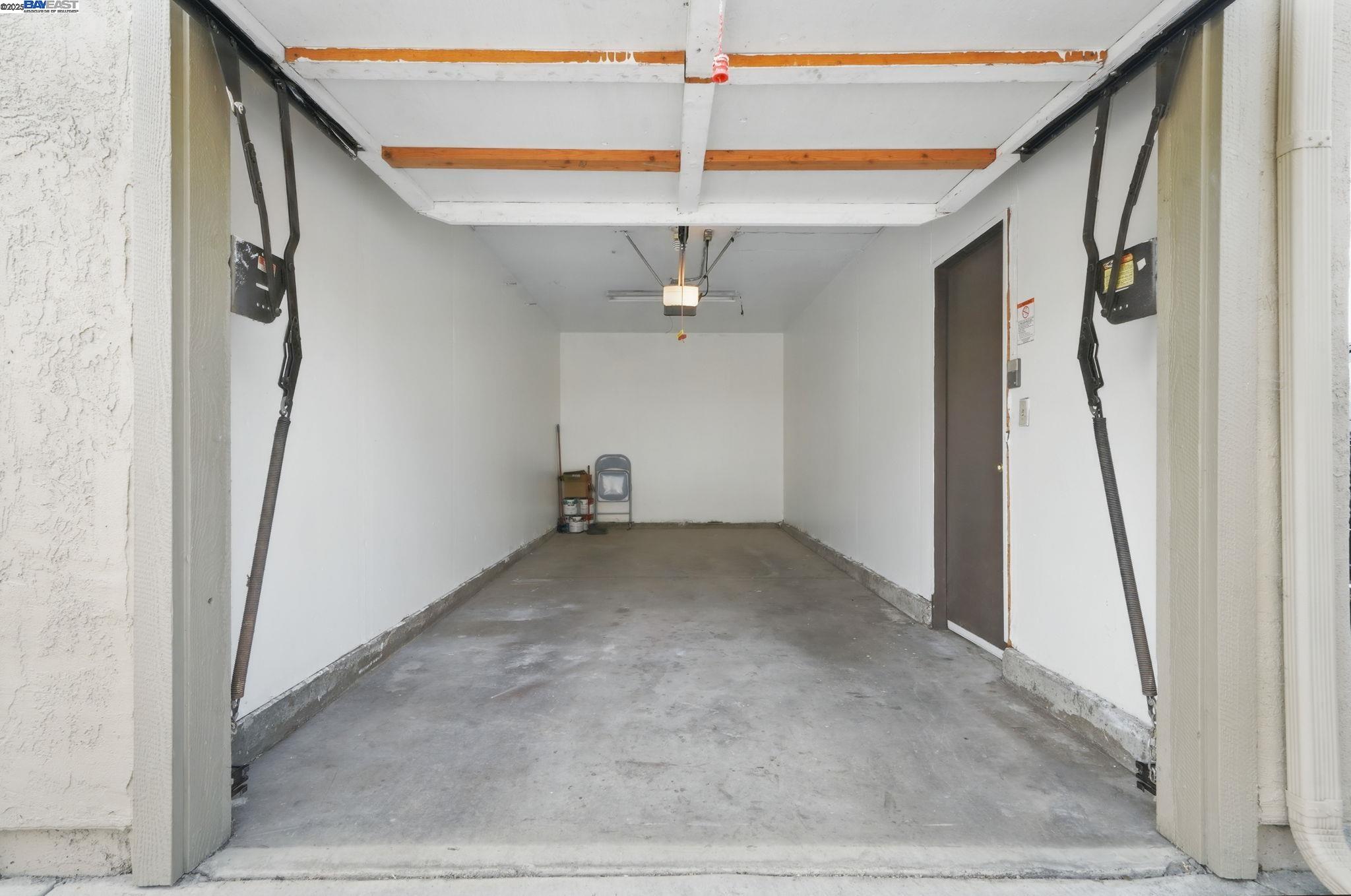 Detail Gallery Image 30 of 34 For 49 Paseo Grande #E,  San Lorenzo,  CA 94580 - 2 Beds | 1/1 Baths