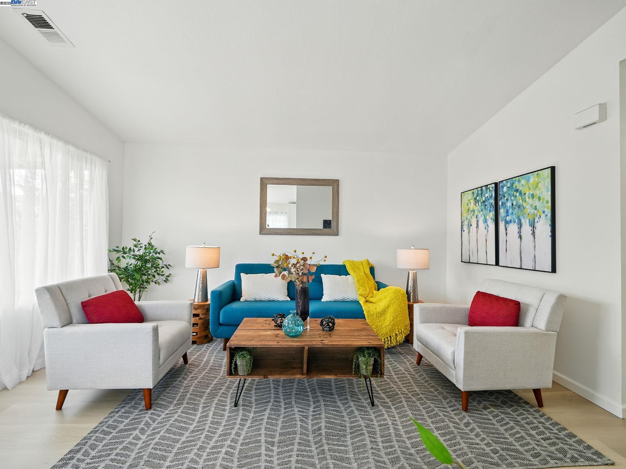 Detail Gallery Image 10 of 34 For 49 Paseo Grande #E,  San Lorenzo,  CA 94580 - 2 Beds | 1/1 Baths