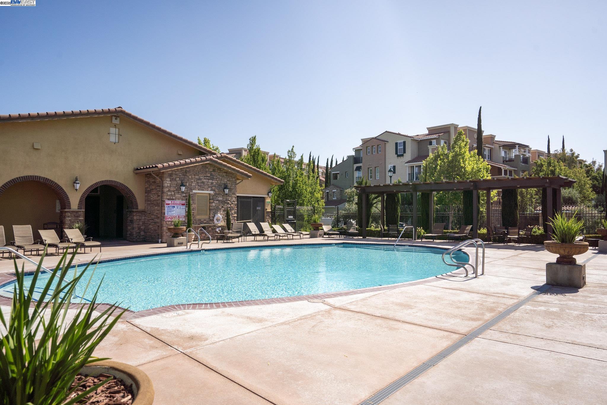 Detail Gallery Image 44 of 59 For 4737 Perugia St, Dublin,  CA 94568 - 2 Beds | 2/1 Baths