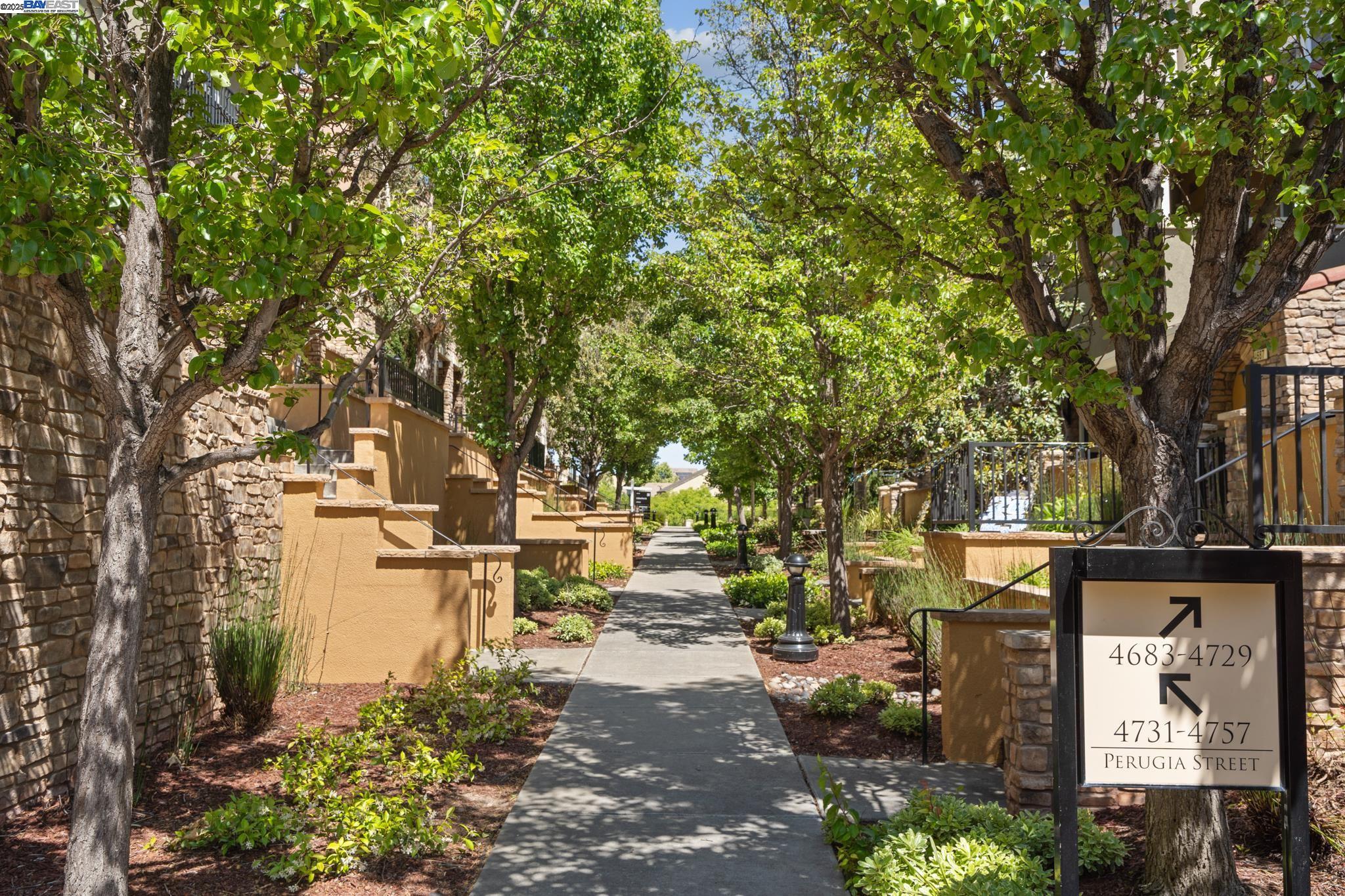 Detail Gallery Image 49 of 59 For 4737 Perugia St, Dublin,  CA 94568 - 2 Beds | 2/1 Baths