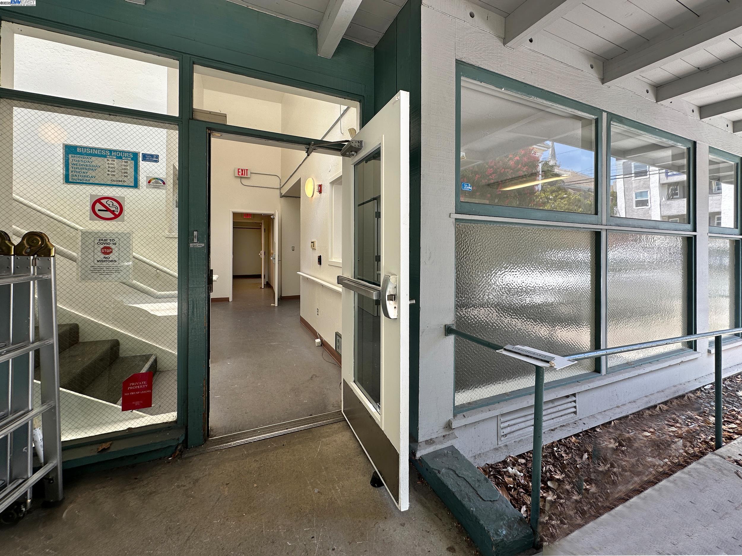 2320 Channing Way, Berkeley, California 94704, ,Commercial Lease,For Rent,2320 Channing Way,41101146