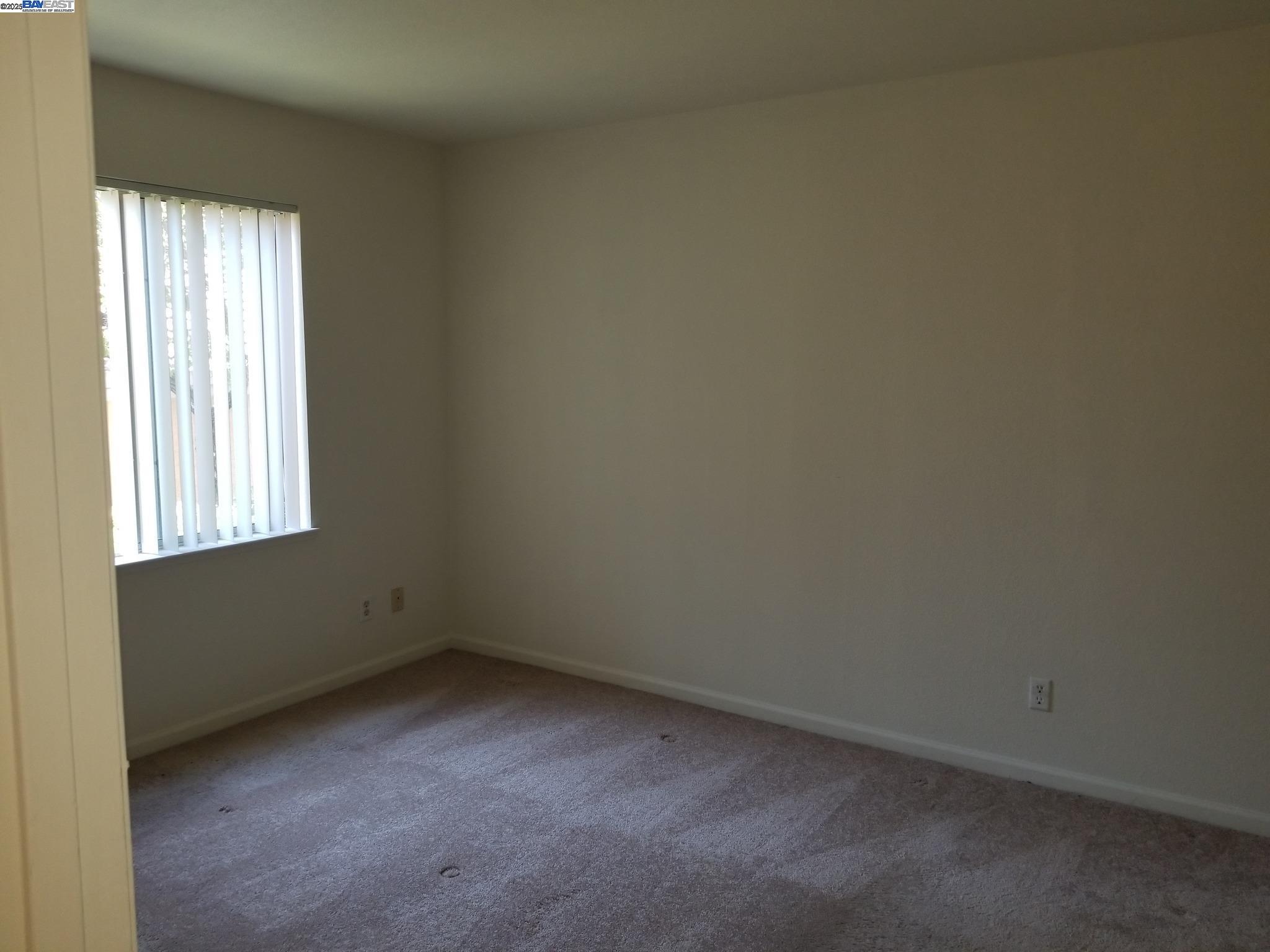 4721 NICOL CMN # 103, Livermore, California 94550, 2 Bedrooms Bedrooms, 4 Rooms Rooms,2 BathroomsBathrooms,Residential Lease,For Rent,4721 NICOL CMN # 103,41101147