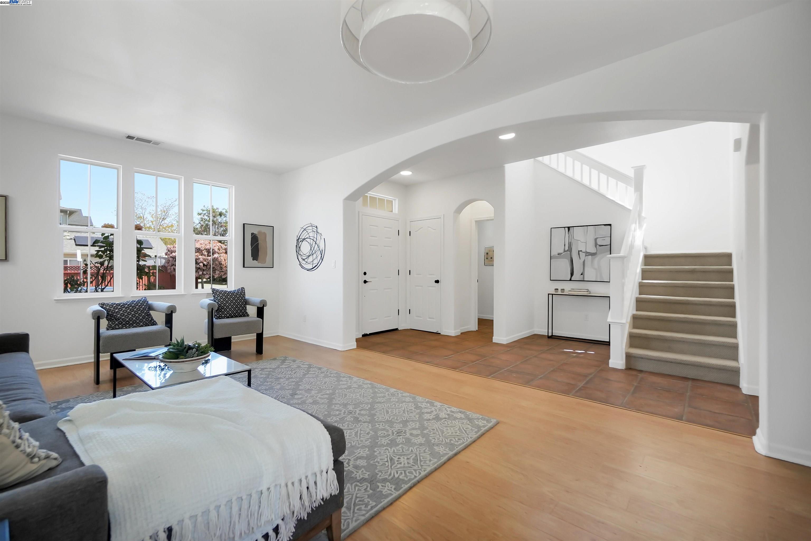Detail Gallery Image 11 of 59 For 1165 Cottage Ln, Hercules,  CA 94547-2703 - 3 Beds | 3 Baths