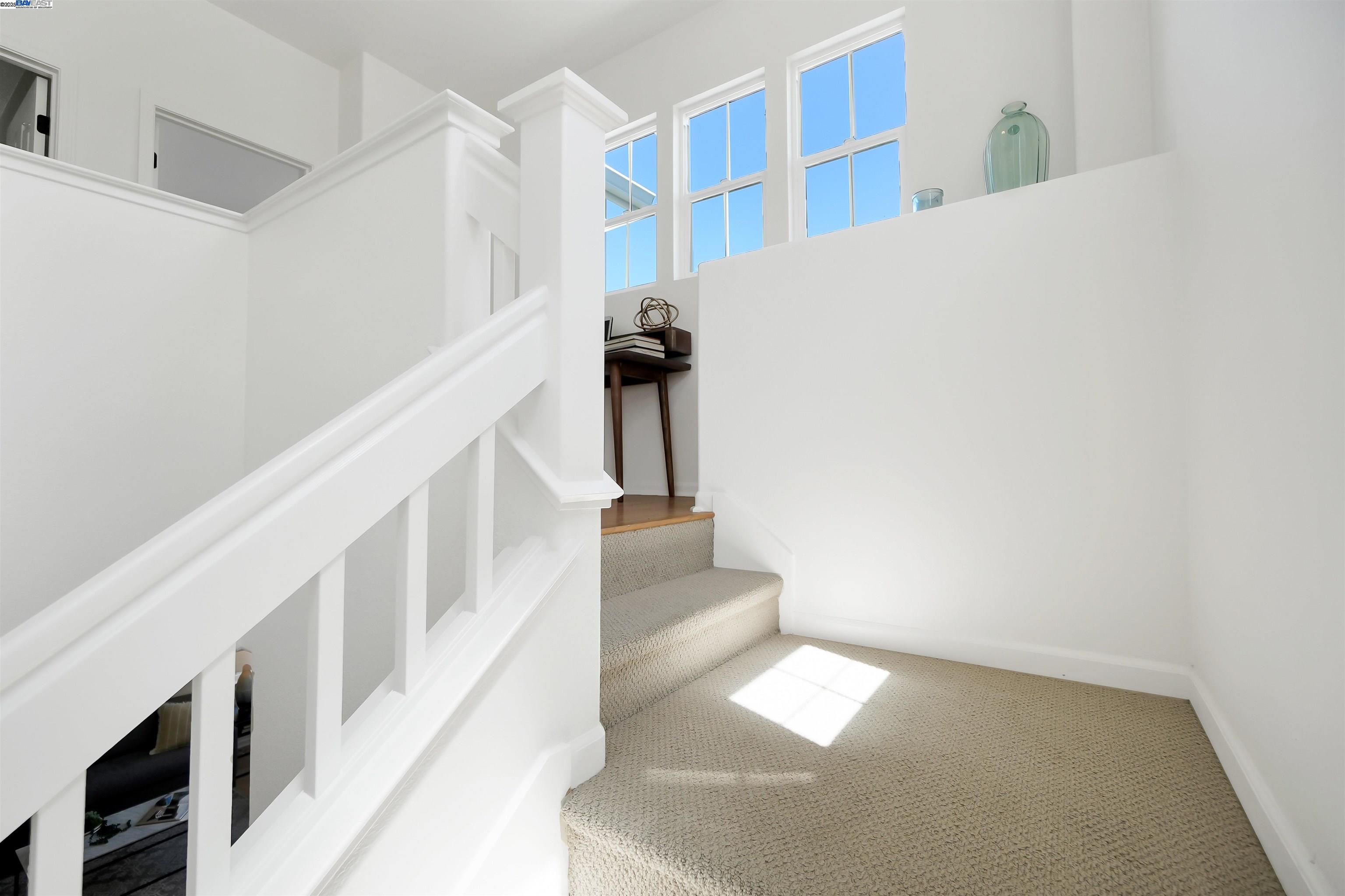 Detail Gallery Image 24 of 59 For 1165 Cottage Ln, Hercules,  CA 94547-2703 - 3 Beds | 3 Baths