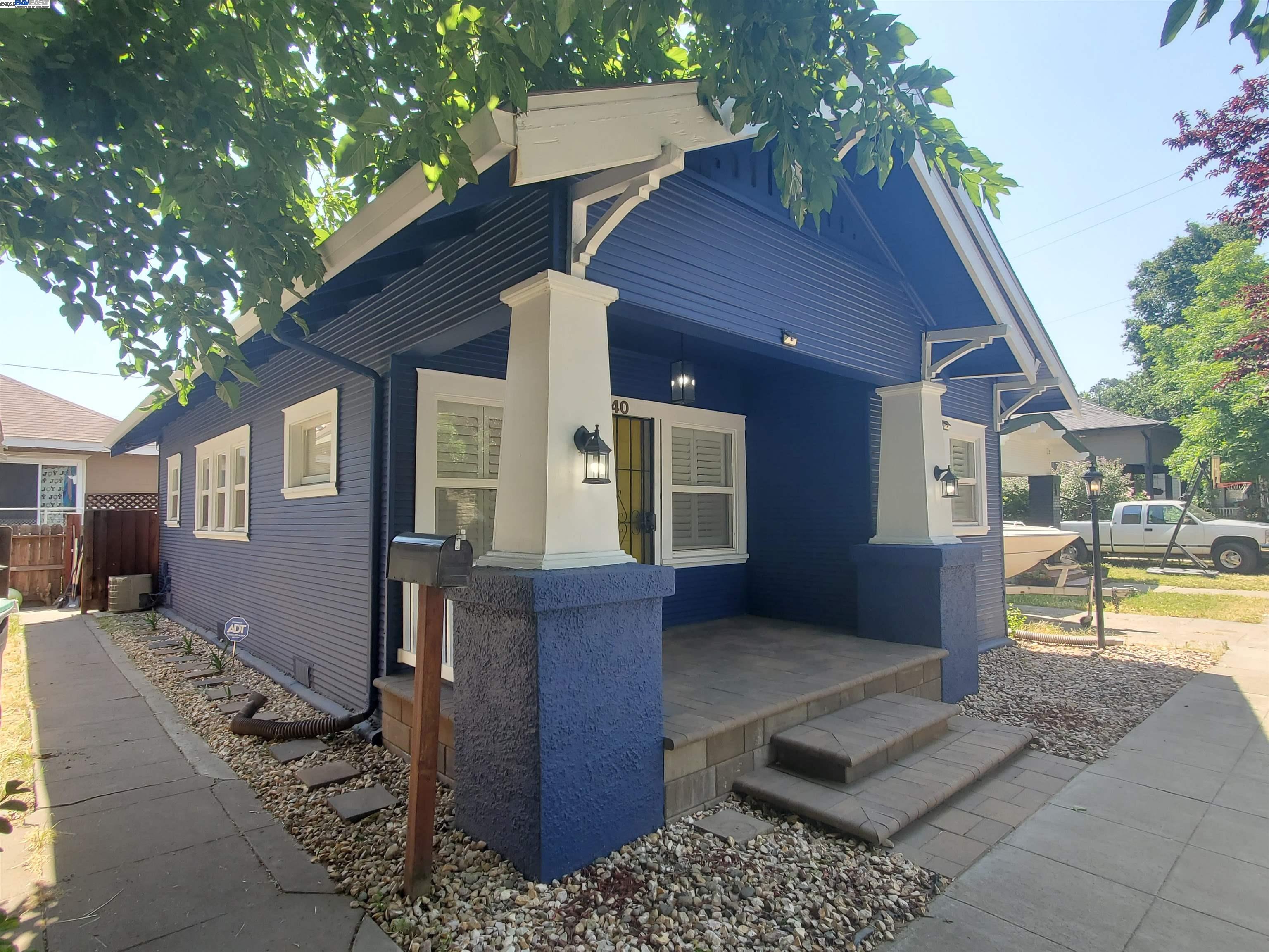 Detail Gallery Image 4 of 35 For 840 N Edison St, Stockton,  CA 95203 - 2 Beds | 1 Baths