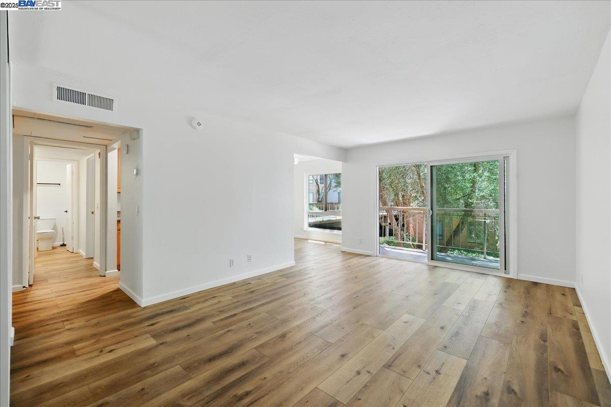 Photo #6: 41101156 Listing: Photo #6