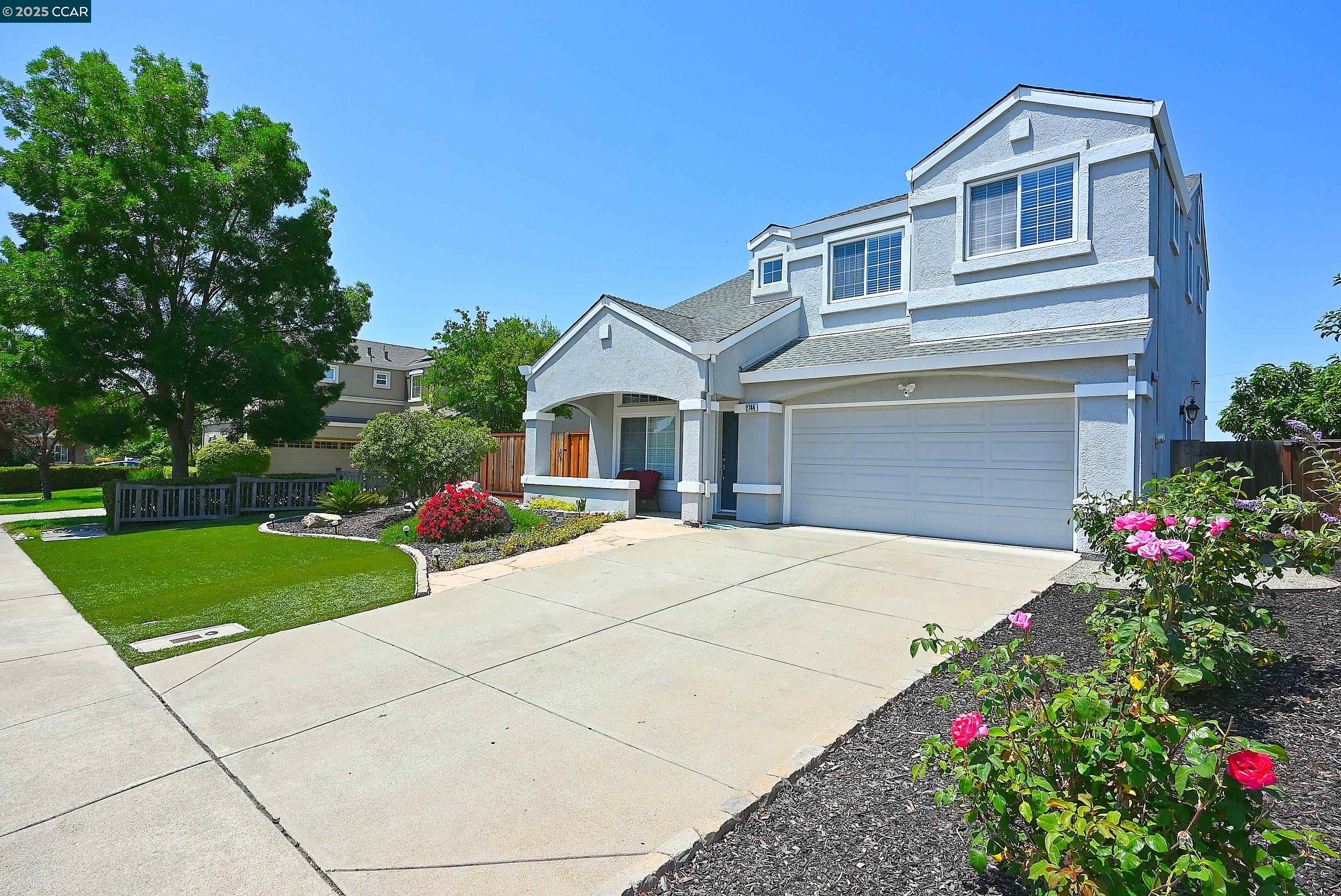 2744 Gelding Lane, Livermore, California 94551, 4 Bedrooms Bedrooms, 8 Rooms Rooms,2 BathroomsBathrooms,Residential,For Sale,2744 Gelding Lane,41101157