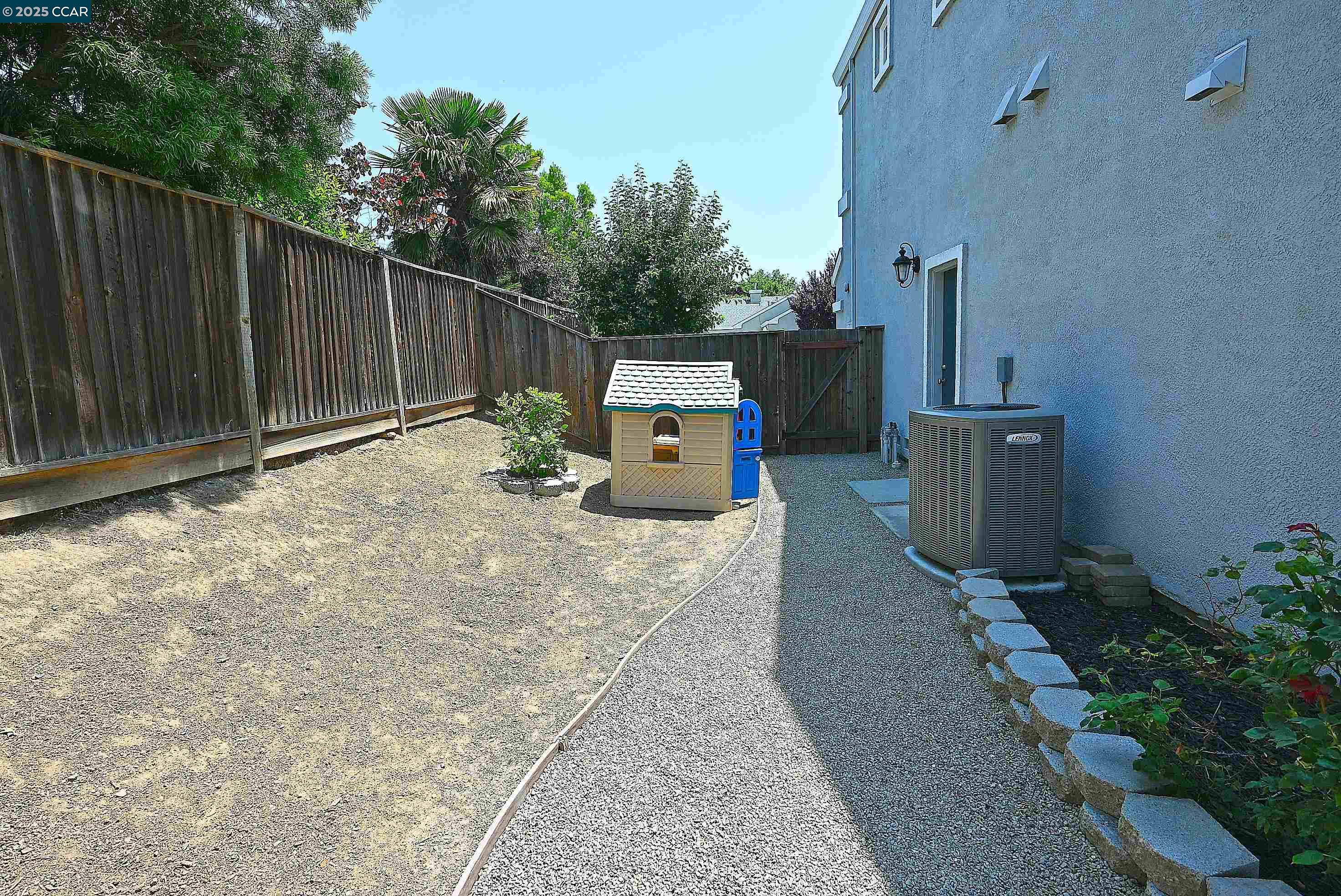 2744 Gelding Lane, Livermore, California 94551, 4 Bedrooms Bedrooms, 8 Rooms Rooms,2 BathroomsBathrooms,Residential,For Sale,2744 Gelding Lane,41101157