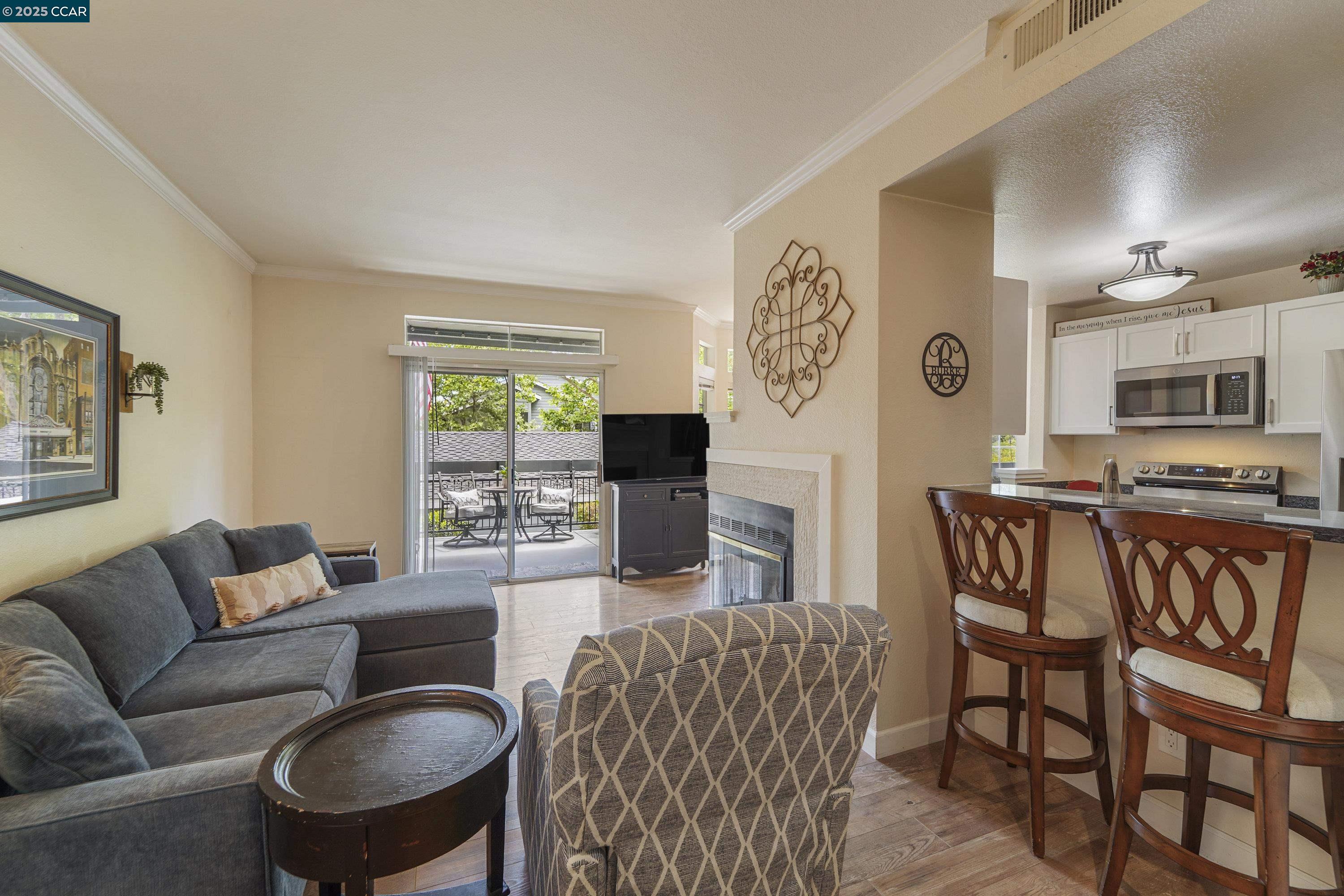 Photo #3: 41101159 Listing 