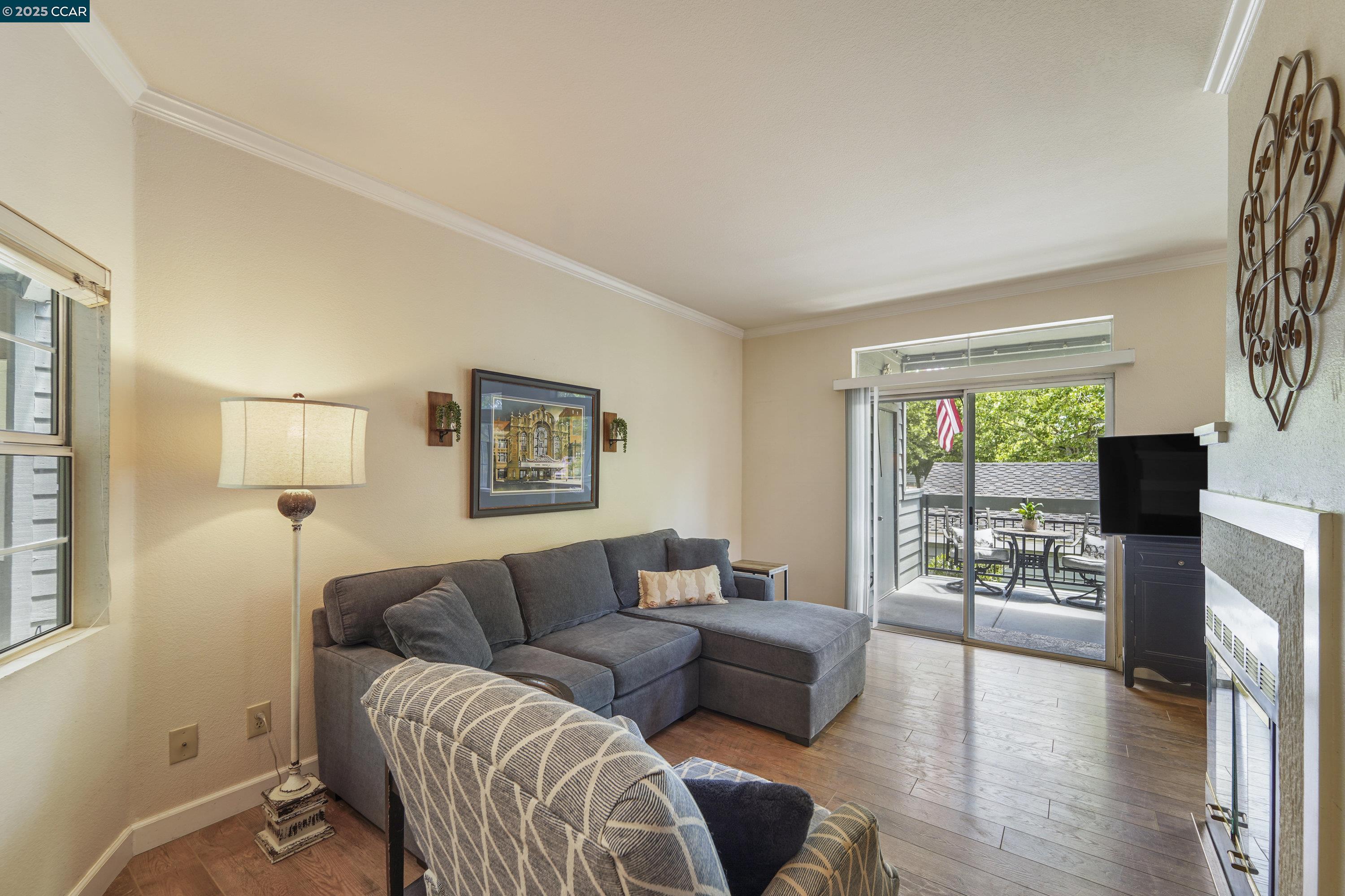 Photo #4: 41101159 Listing: Photo #4