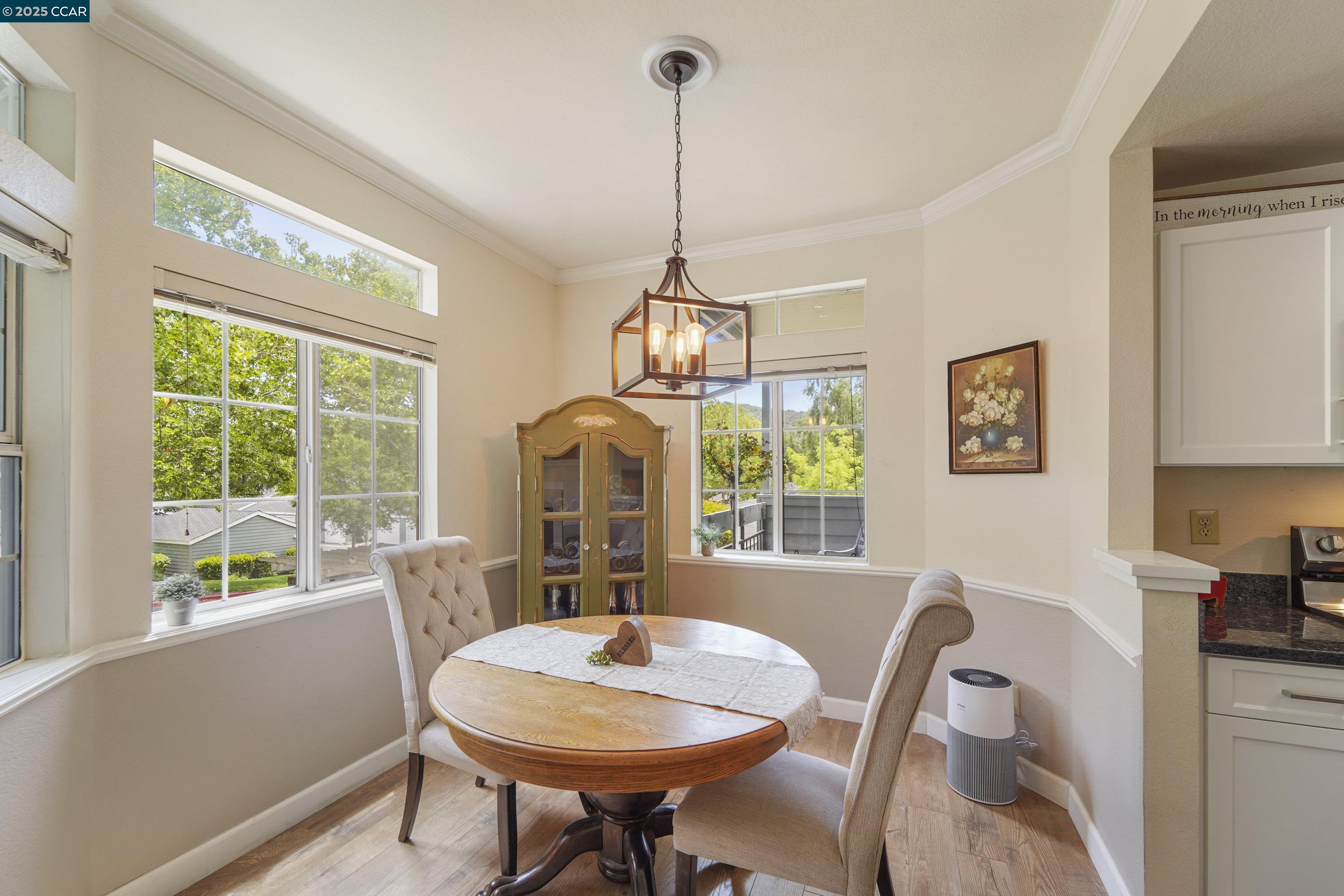 Photo #7: 41101159 Listing: Photo #7