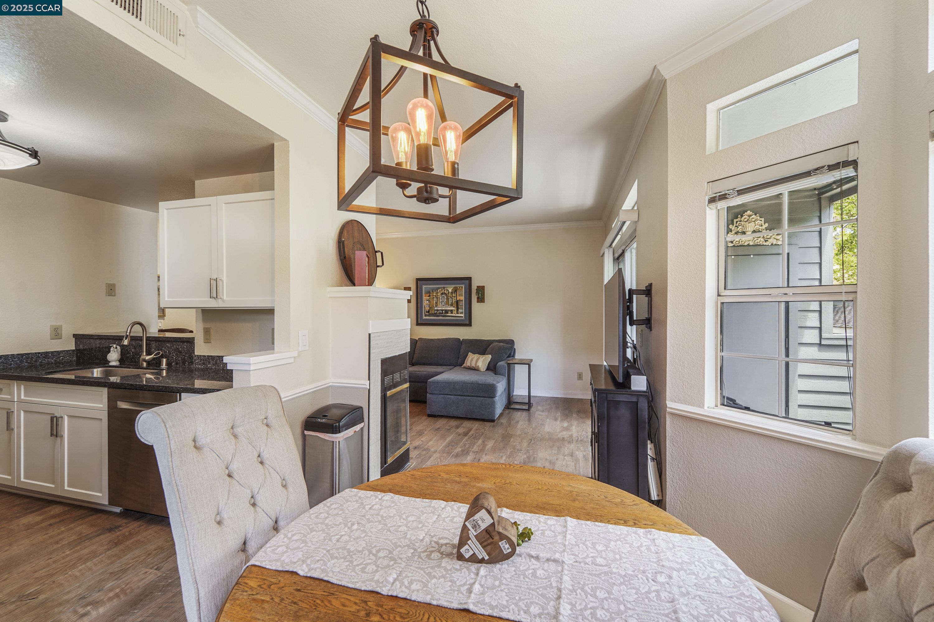 Photo #10: 41101159 Listing: Photo #10
