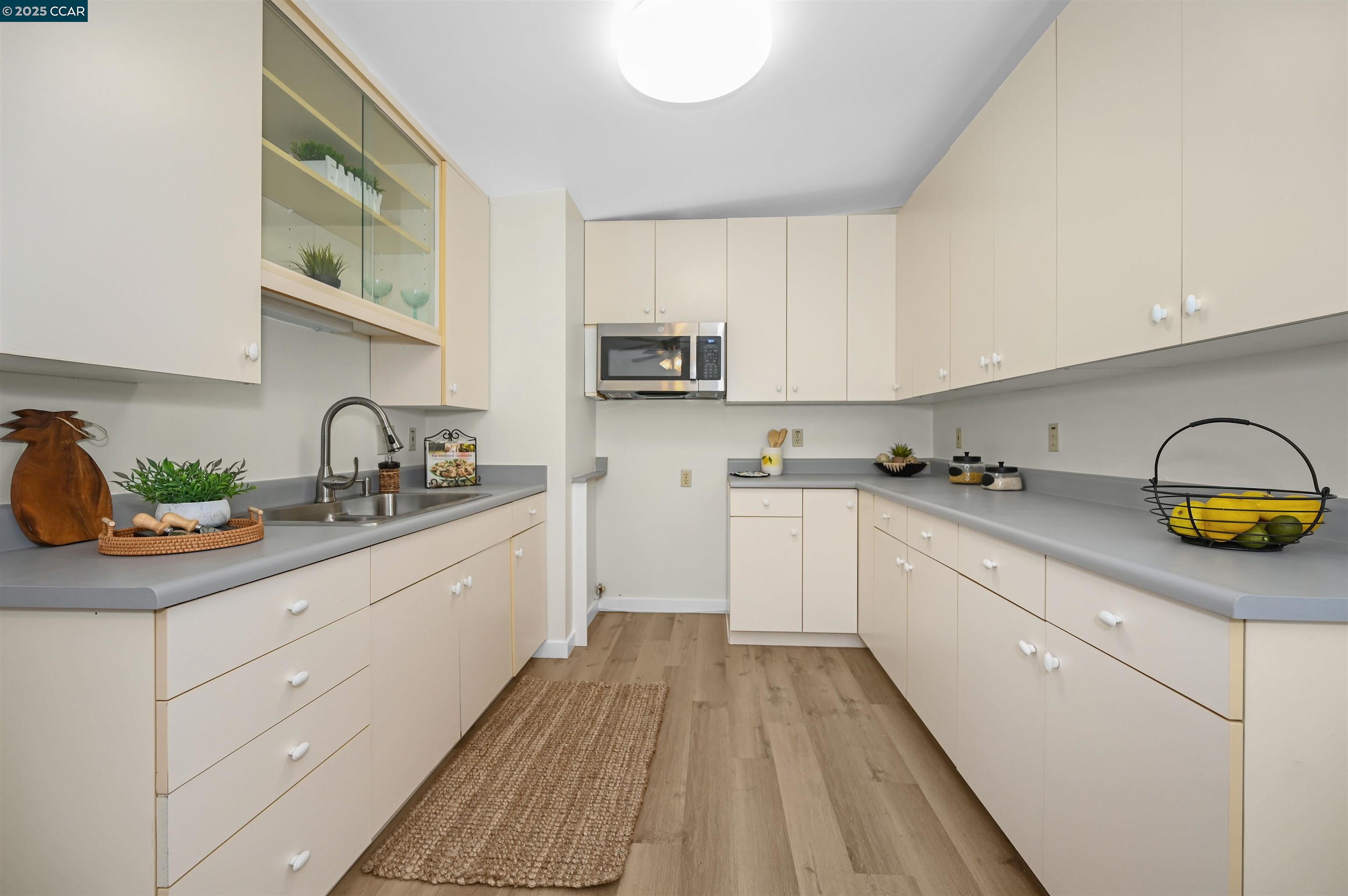 Detail Gallery Image 31 of 45 For 2326 Estrella Ct, Pinole,  CA 94564 - – Beds | – Baths
