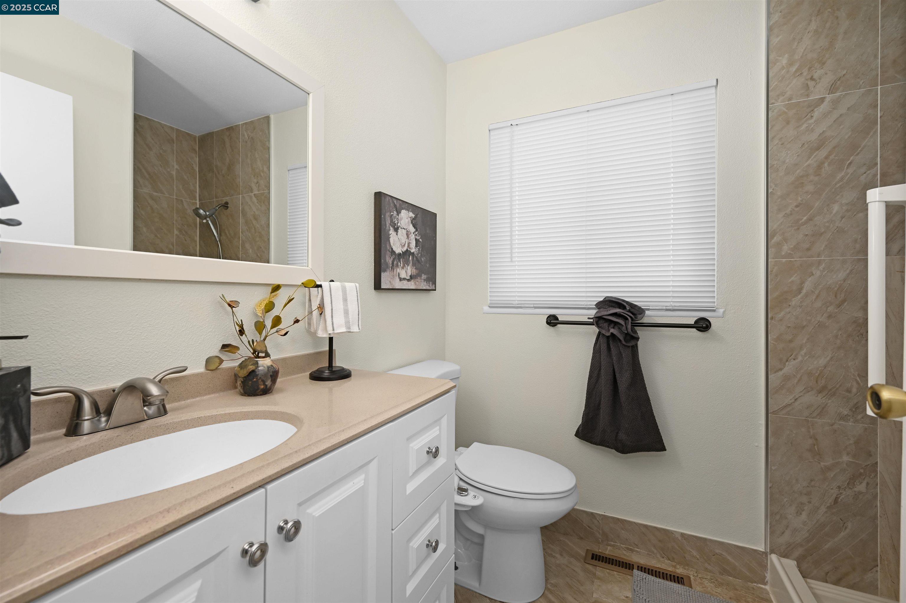 Detail Gallery Image 36 of 45 For 2326 Estrella Ct, Pinole,  CA 94564 - – Beds | – Baths