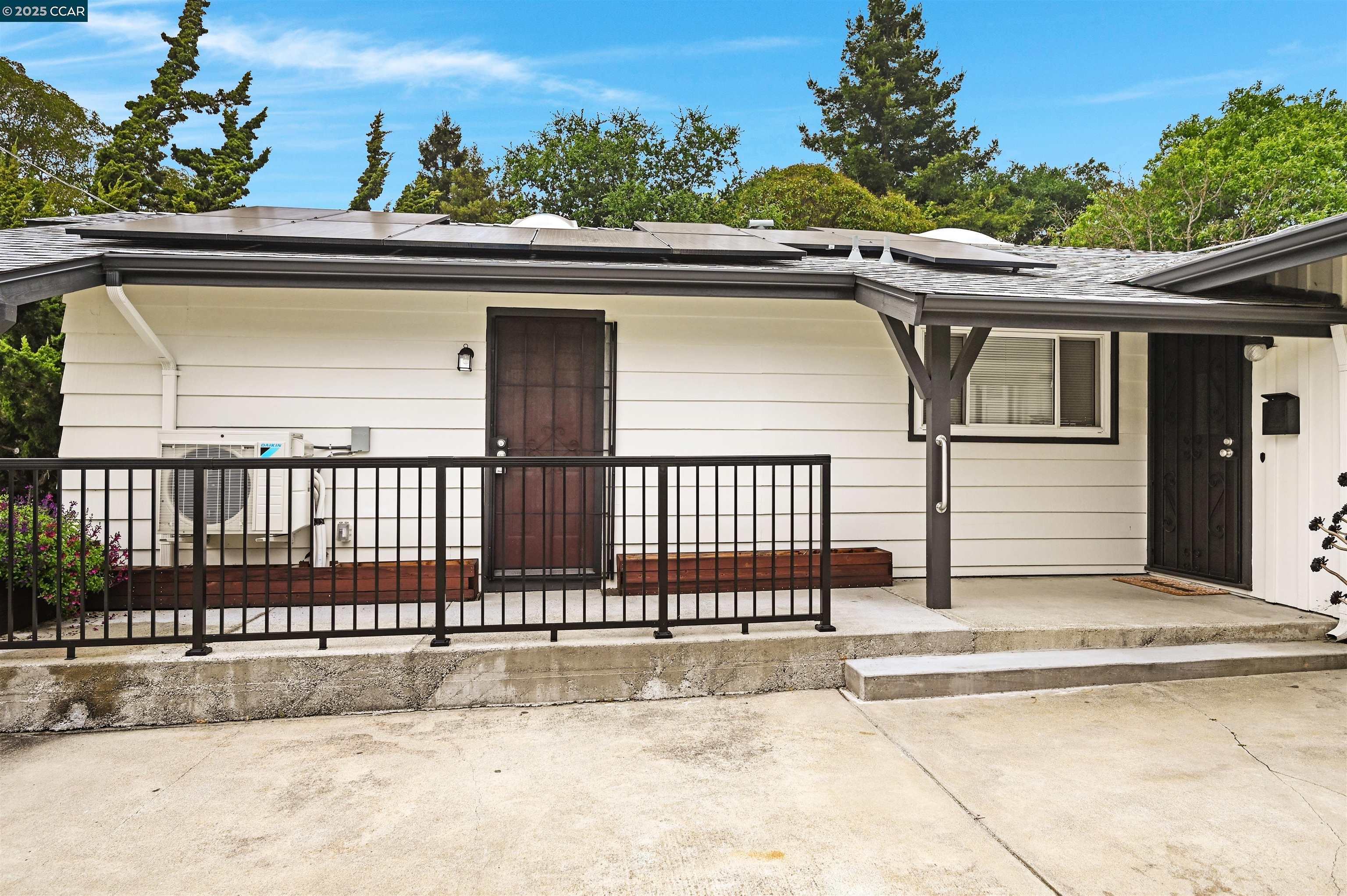 Detail Gallery Image 39 of 45 For 2326 Estrella Ct, Pinole,  CA 94564 - – Beds | – Baths