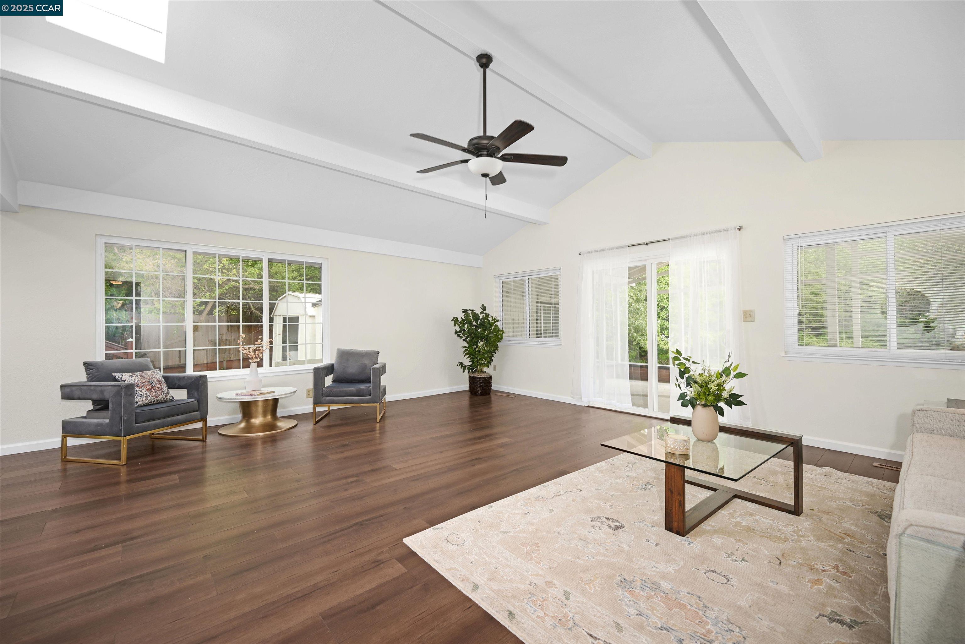 Detail Gallery Image 5 of 45 For 2326 Estrella Ct, Pinole,  CA 94564 - – Beds | – Baths