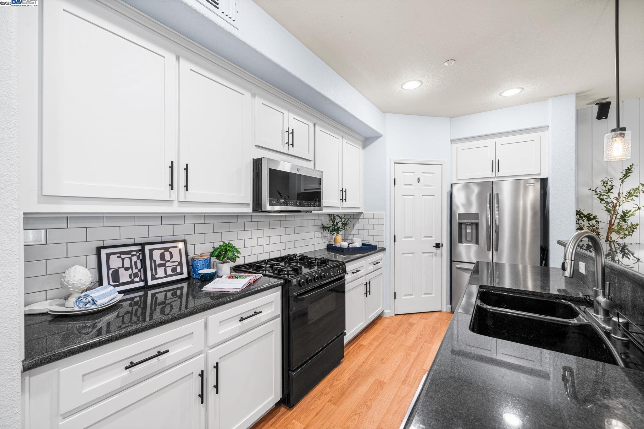 Photo #6: 41101166 Listing 