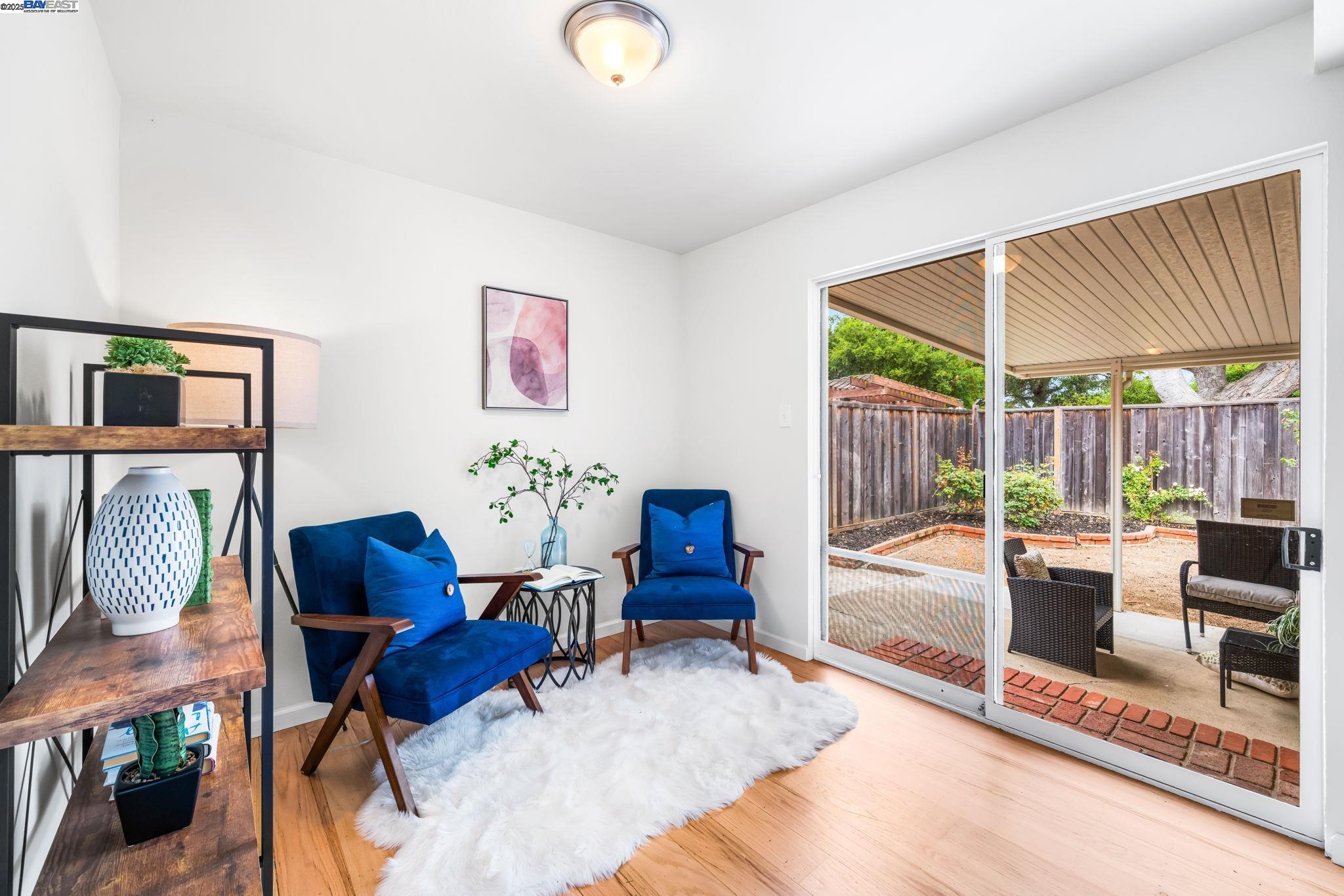 Detail Gallery Image 5 of 27 For 2131 via Murietta, San Lorenzo,  CA 94580 - 3 Beds | 2 Baths