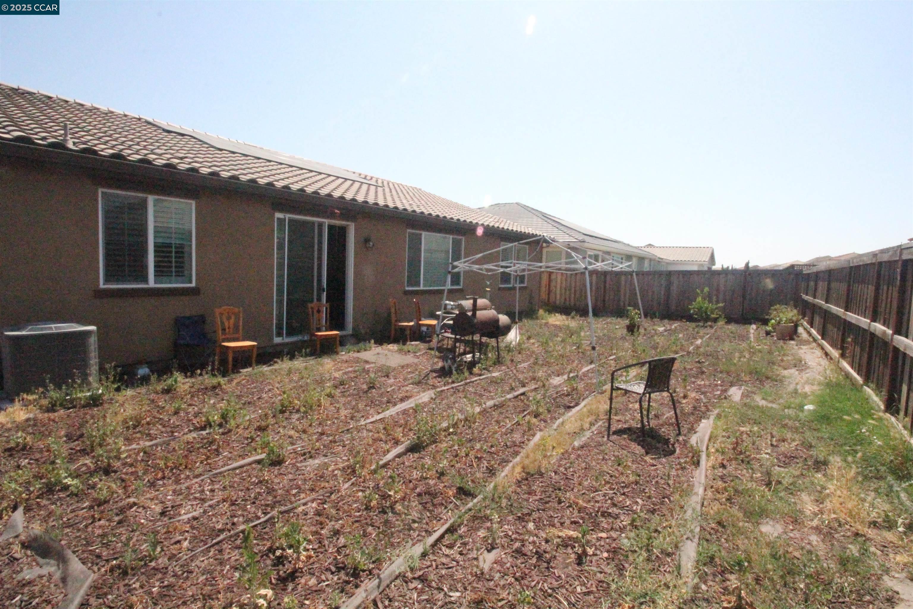 Detail Gallery Image 12 of 12 For 474 Central Pacific St., Lathrop,  CA 95330-8354 - 4 Beds | 2 Baths