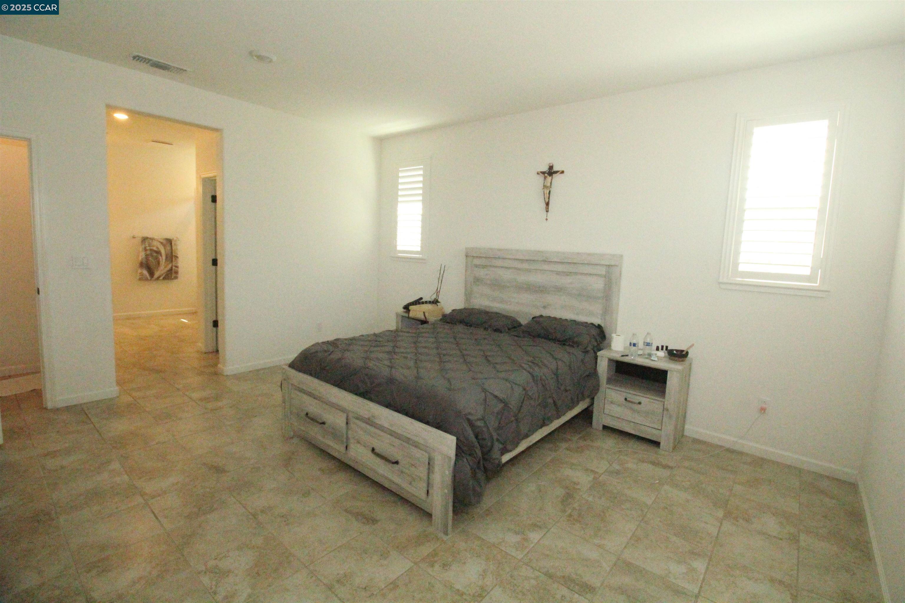 Detail Gallery Image 9 of 12 For 474 Central Pacific St., Lathrop,  CA 95330-8354 - 4 Beds | 2 Baths