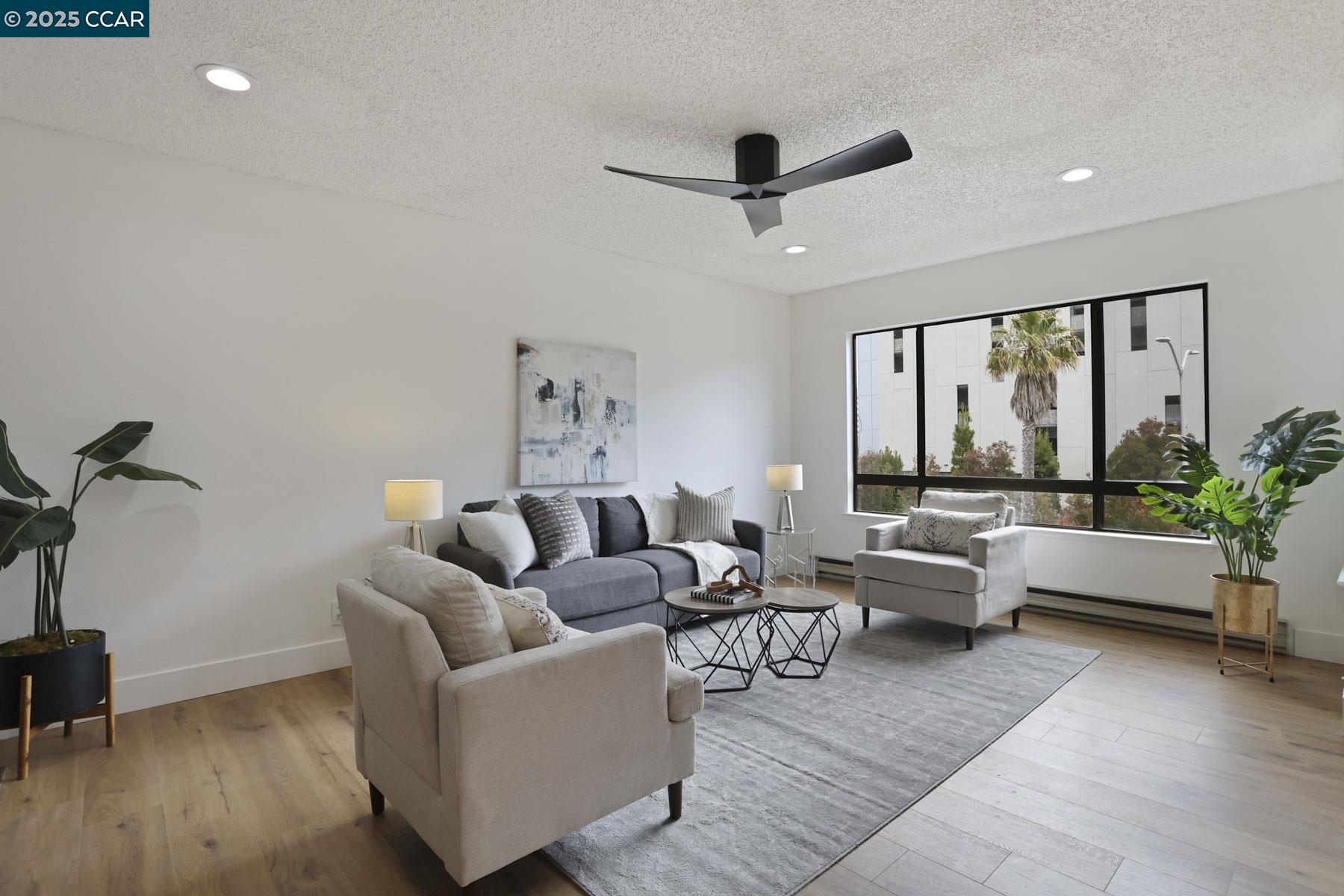 Detail Gallery Image 12 of 31 For 490 Mariners Island Blvd. #211,  San Mateo,  CA 94404 - 1 Beds | 1 Baths