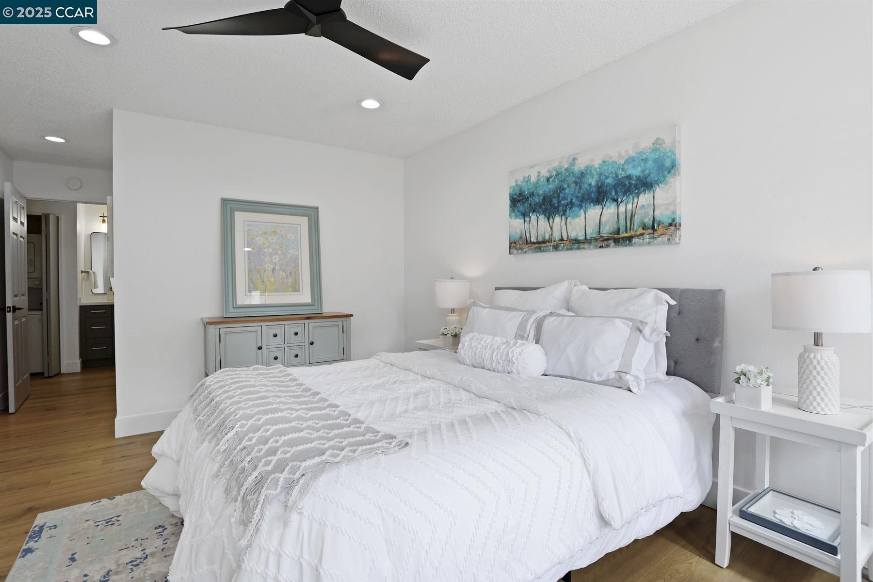 Detail Gallery Image 19 of 31 For 490 Mariners Island Blvd. #211,  San Mateo,  CA 94404 - 1 Beds | 1 Baths