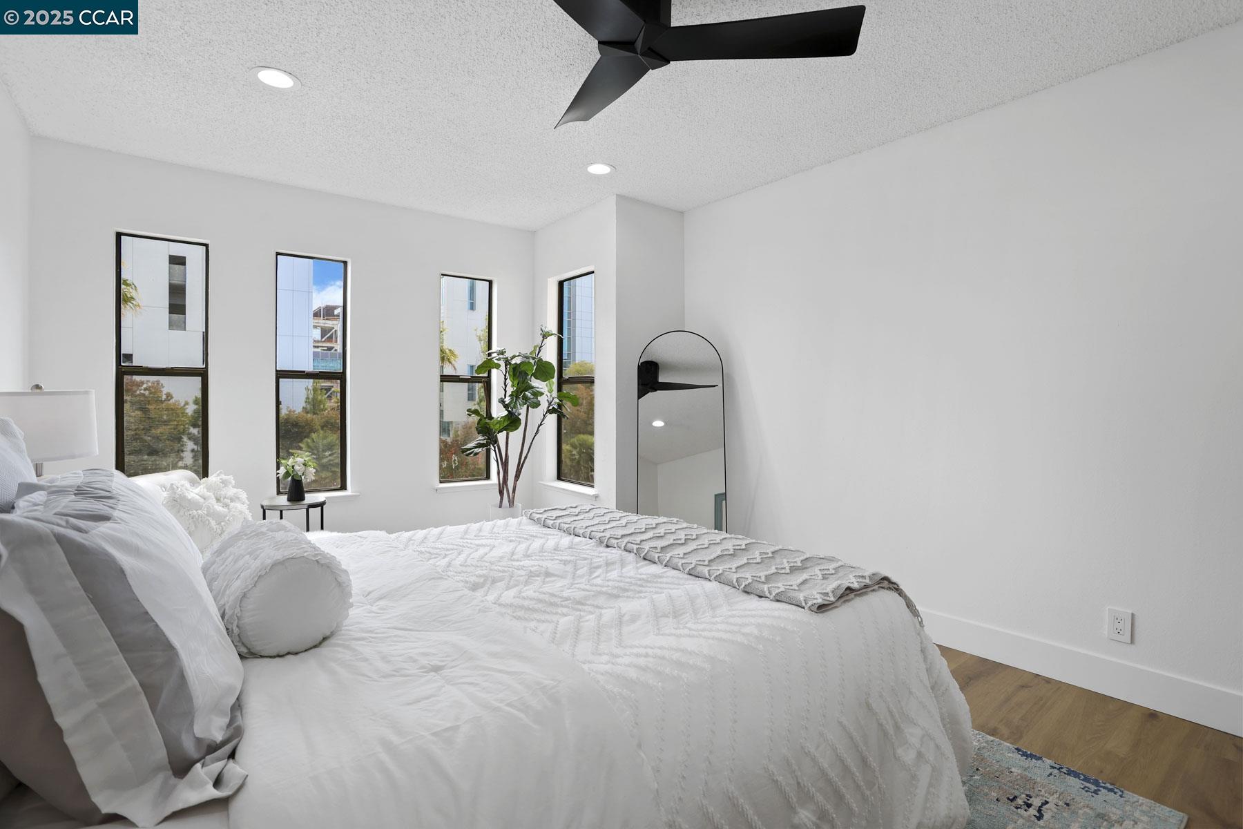 Detail Gallery Image 20 of 31 For 490 Mariners Island Blvd. #211,  San Mateo,  CA 94404 - 1 Beds | 1 Baths
