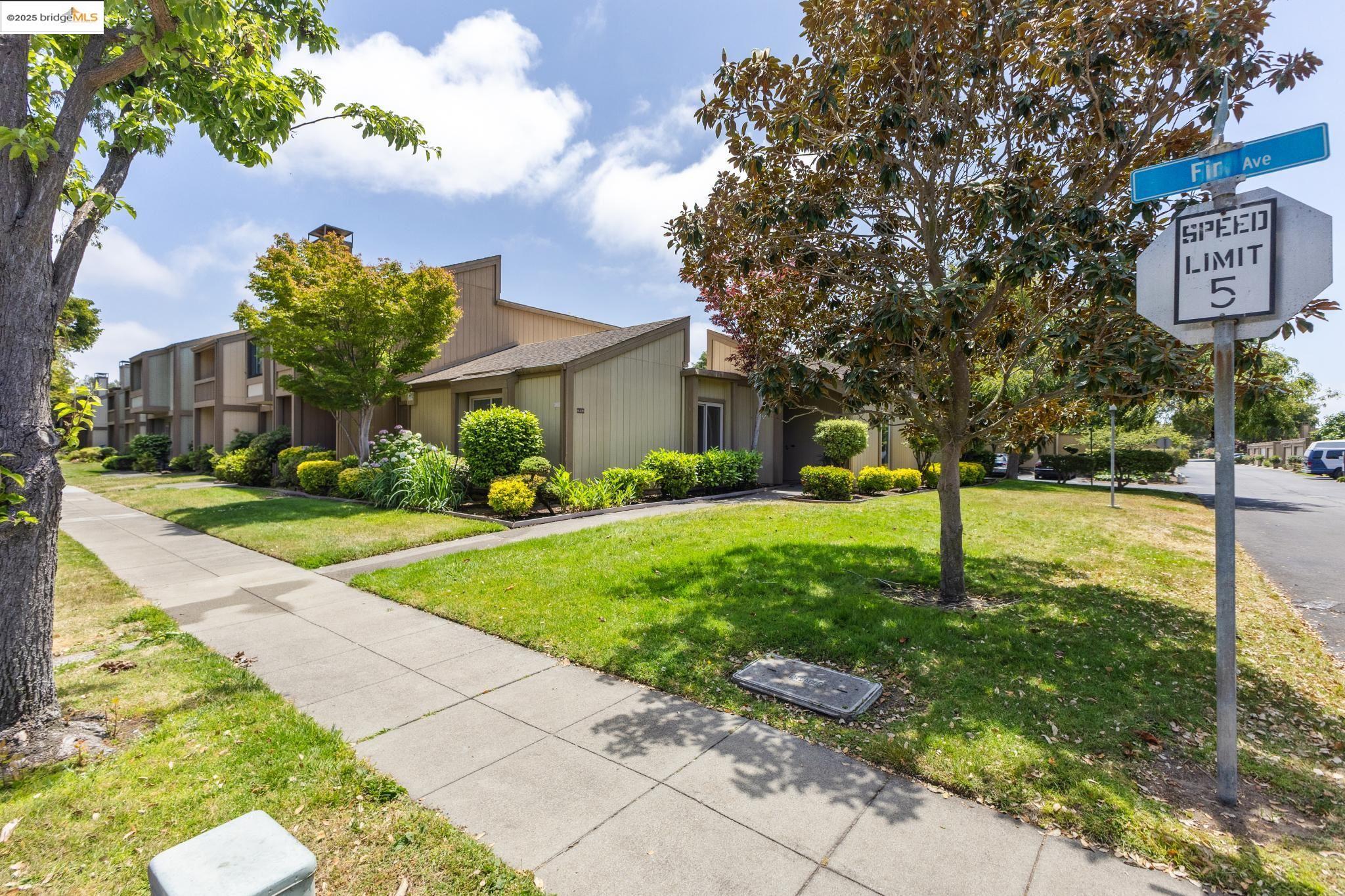 Photo #4: 41101191 Listing: Photo #4
