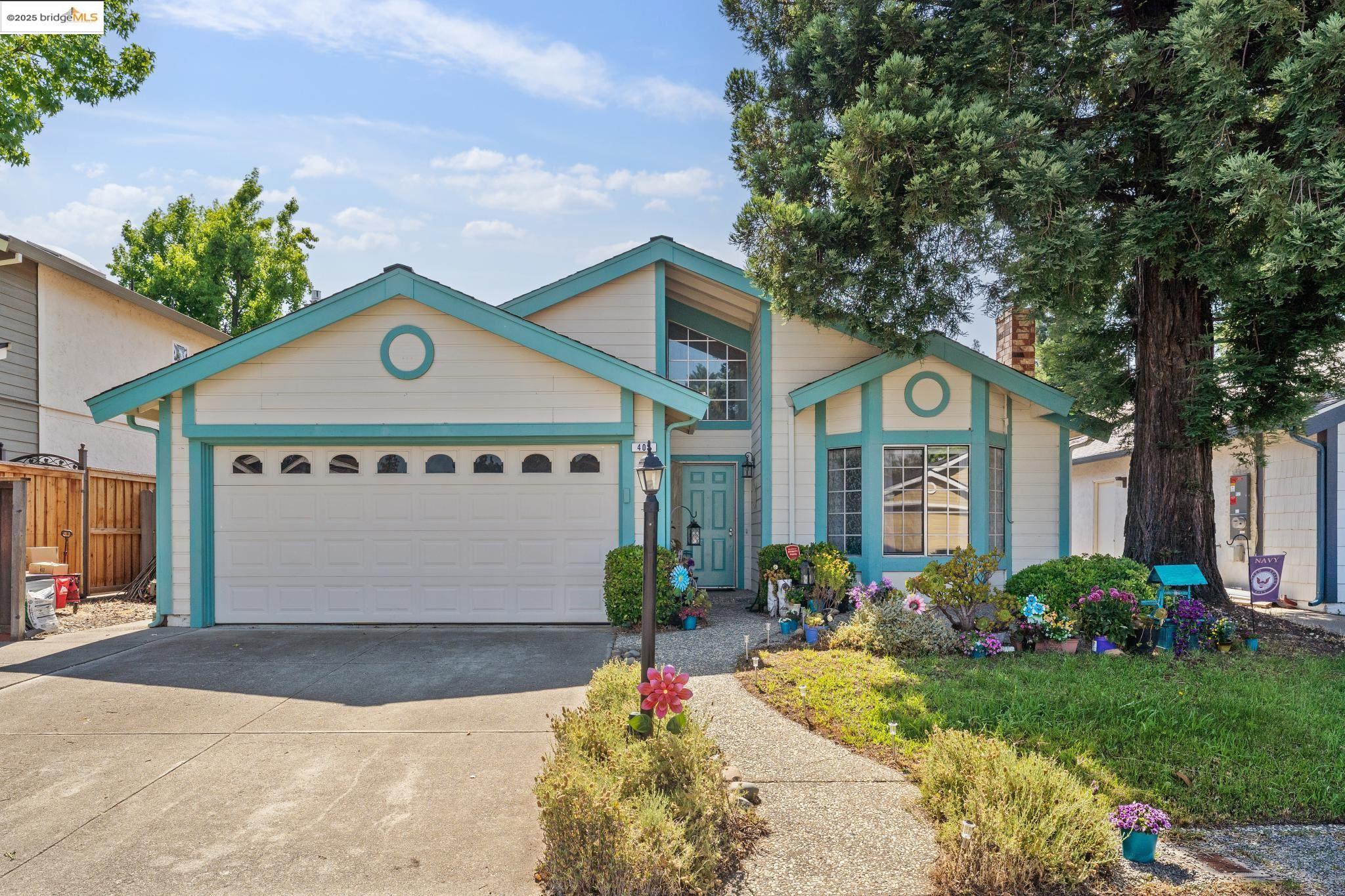 Detail Gallery Image 1 of 1 For 408 Danbury Cir, Vacaville,  CA 95687 - 4 Beds | 2 Baths