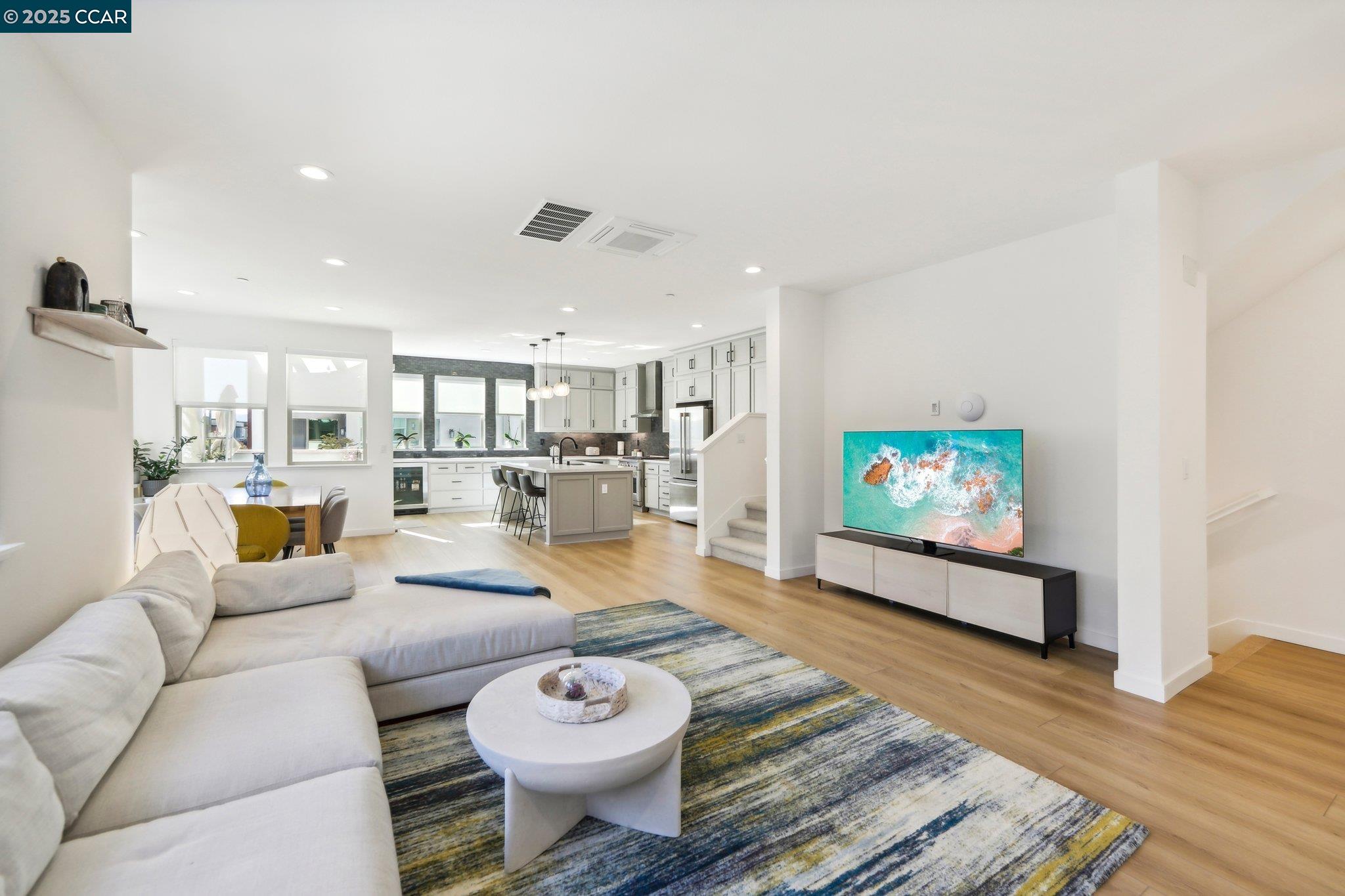 Photo #6: 41101197 Listing 