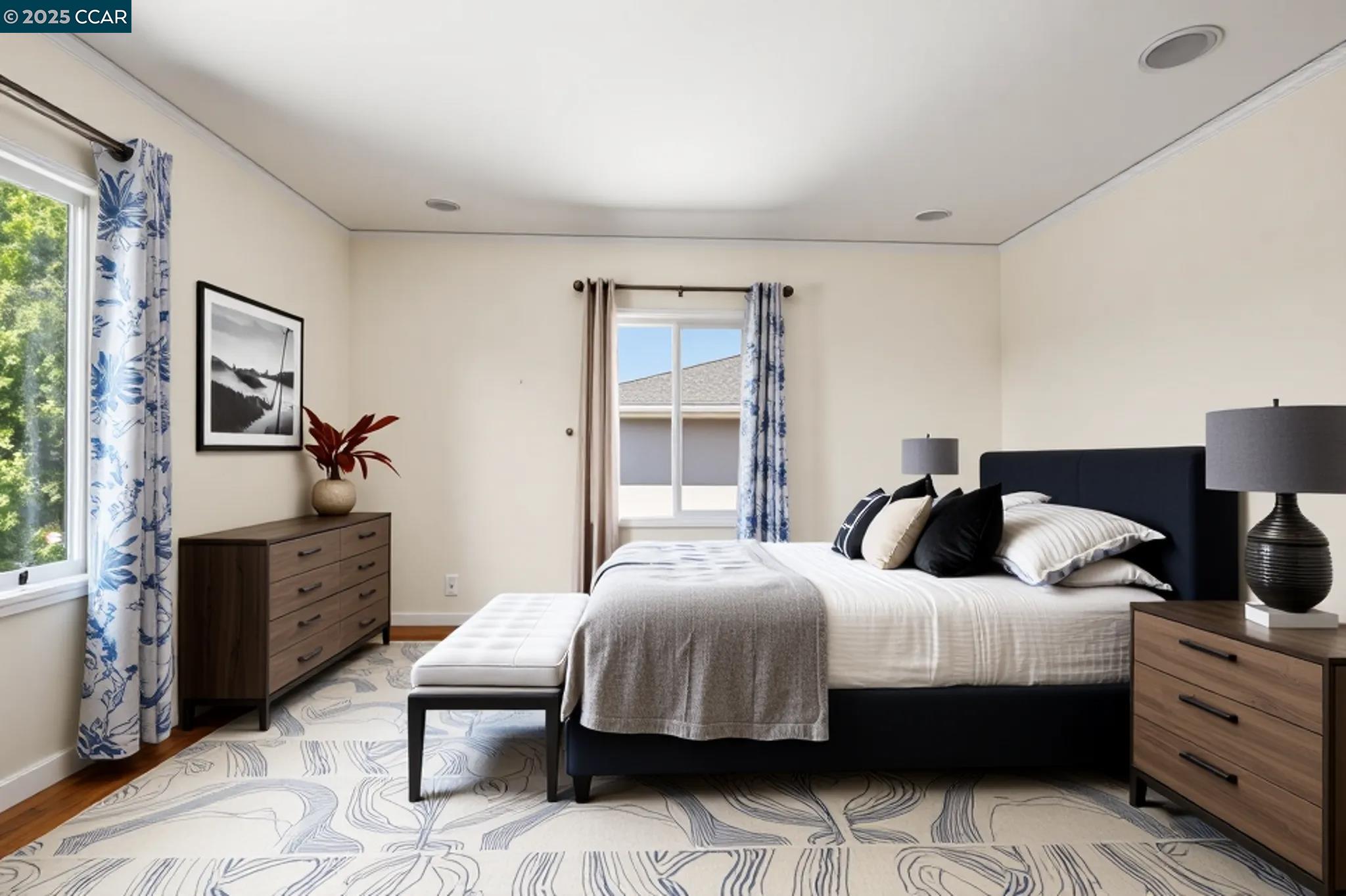 Detail Gallery Image 13 of 35 For 10536 Sheldon St, Oakland,  CA 94605 - 5 Beds | 2 Baths